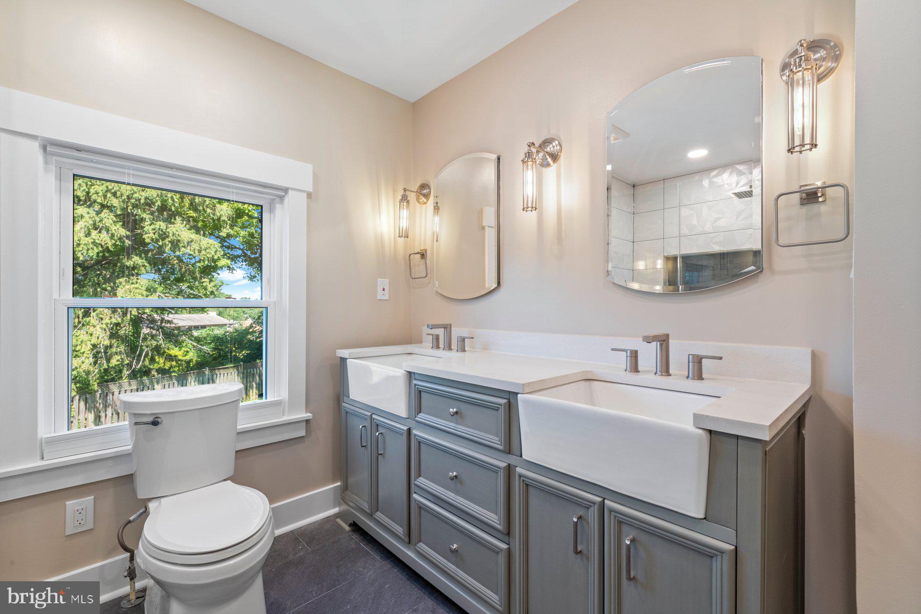 BROOKEVILLE KNOLLS - Residential