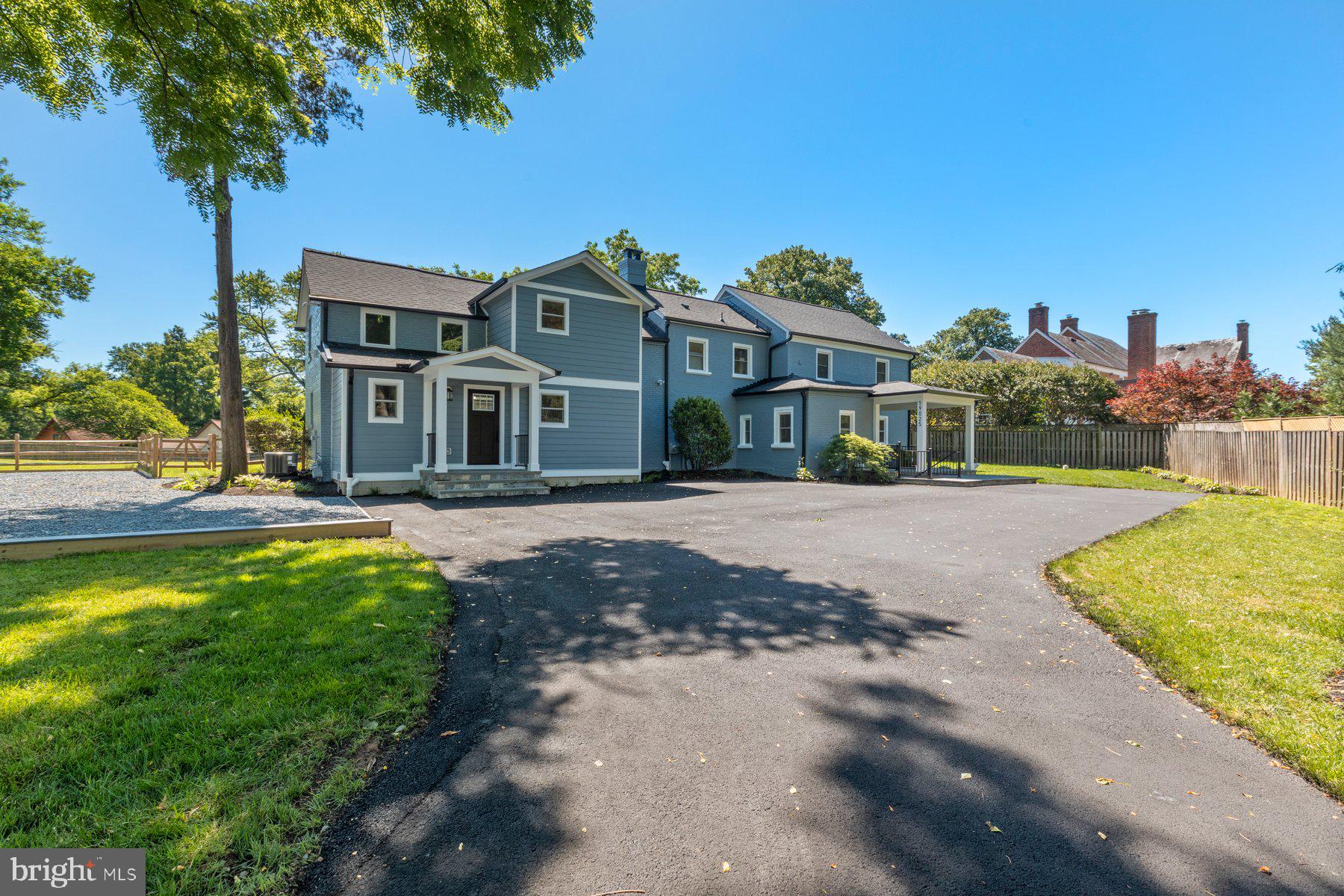 BROOKEVILLE KNOLLS - Residential