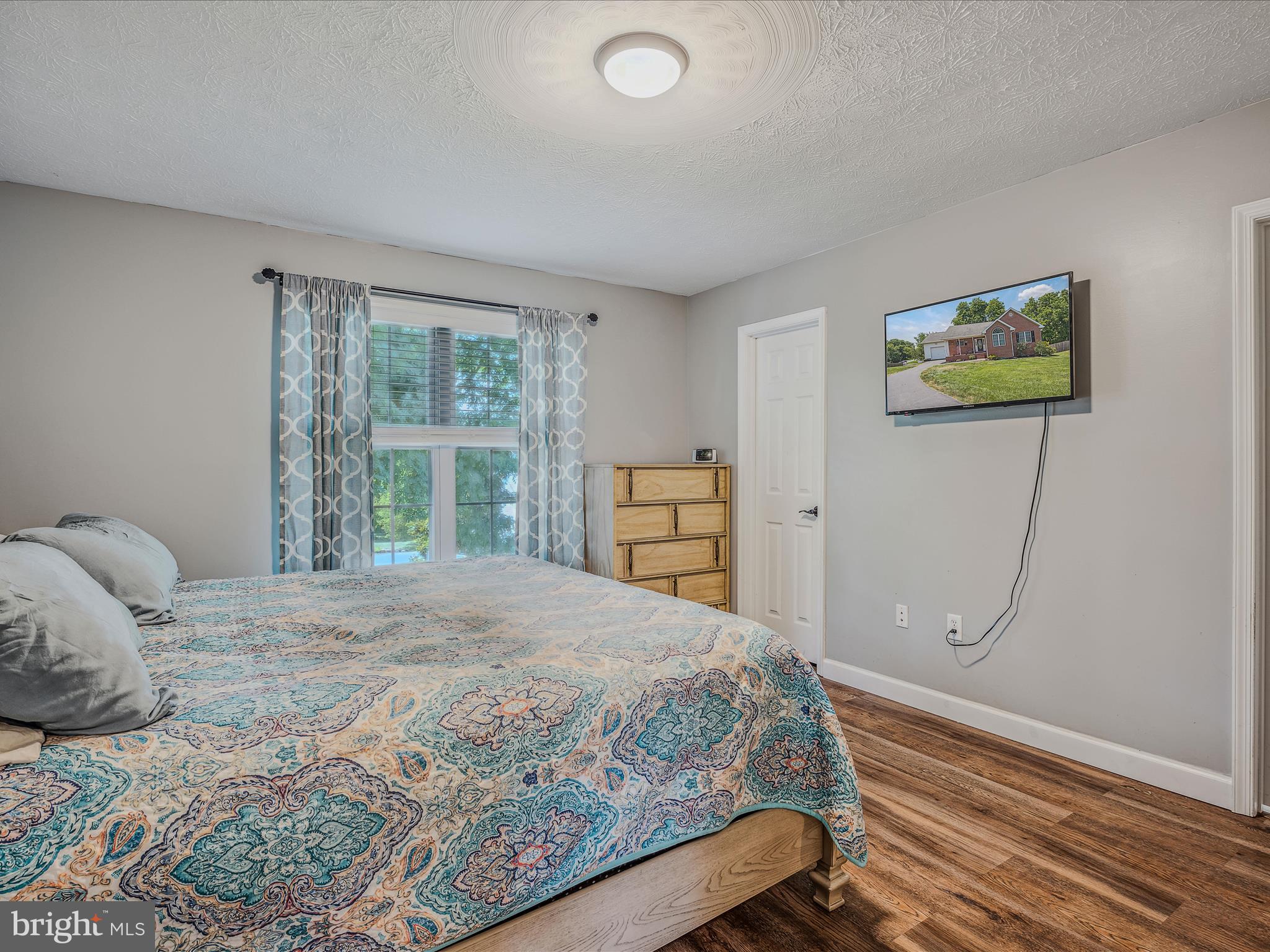 BRIAR RUN - Residential