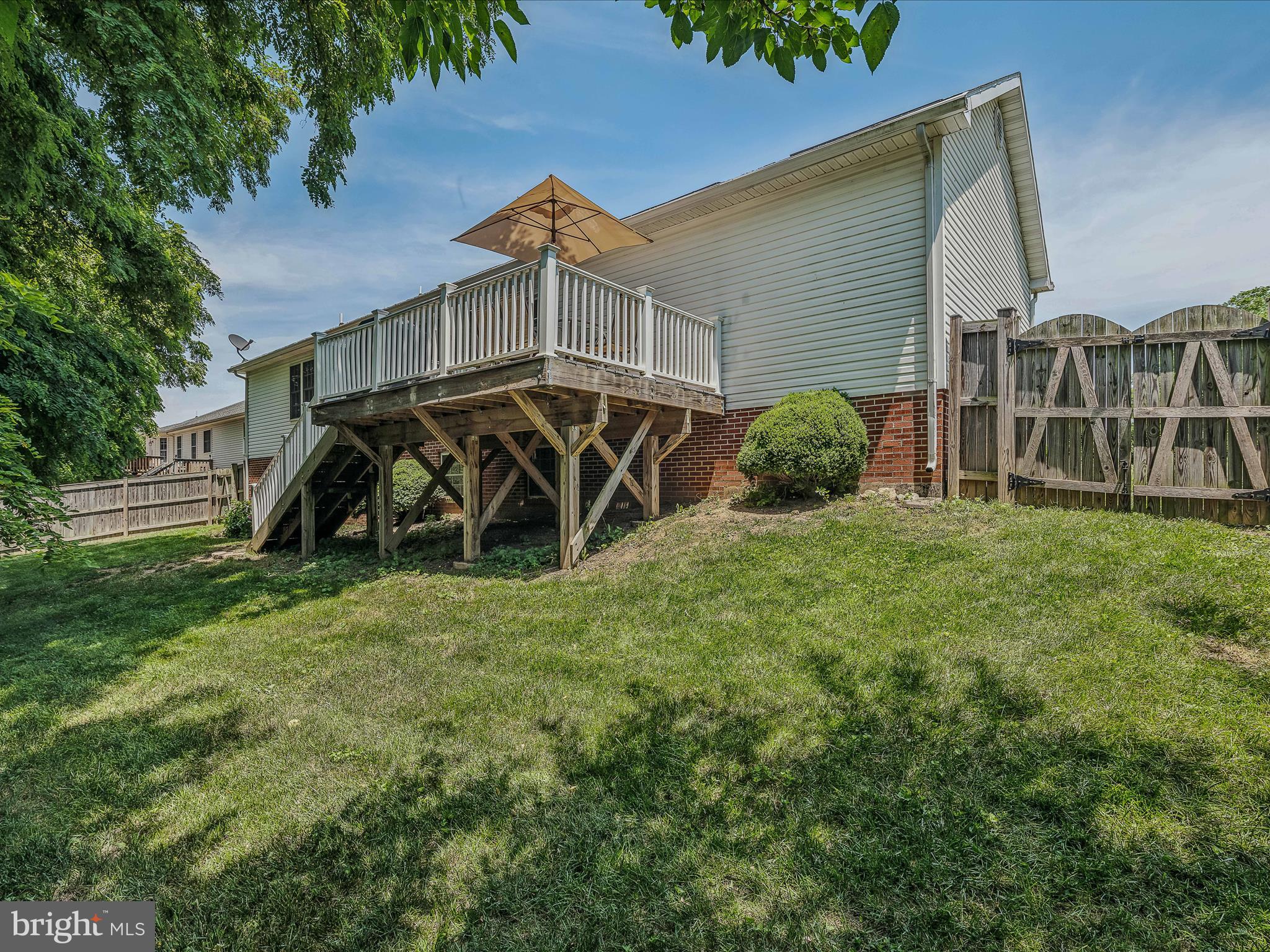 BRIAR RUN - Residential