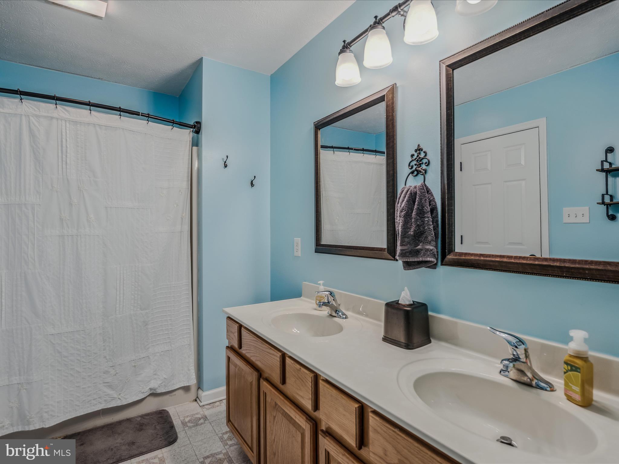 BRIAR RUN - Residential