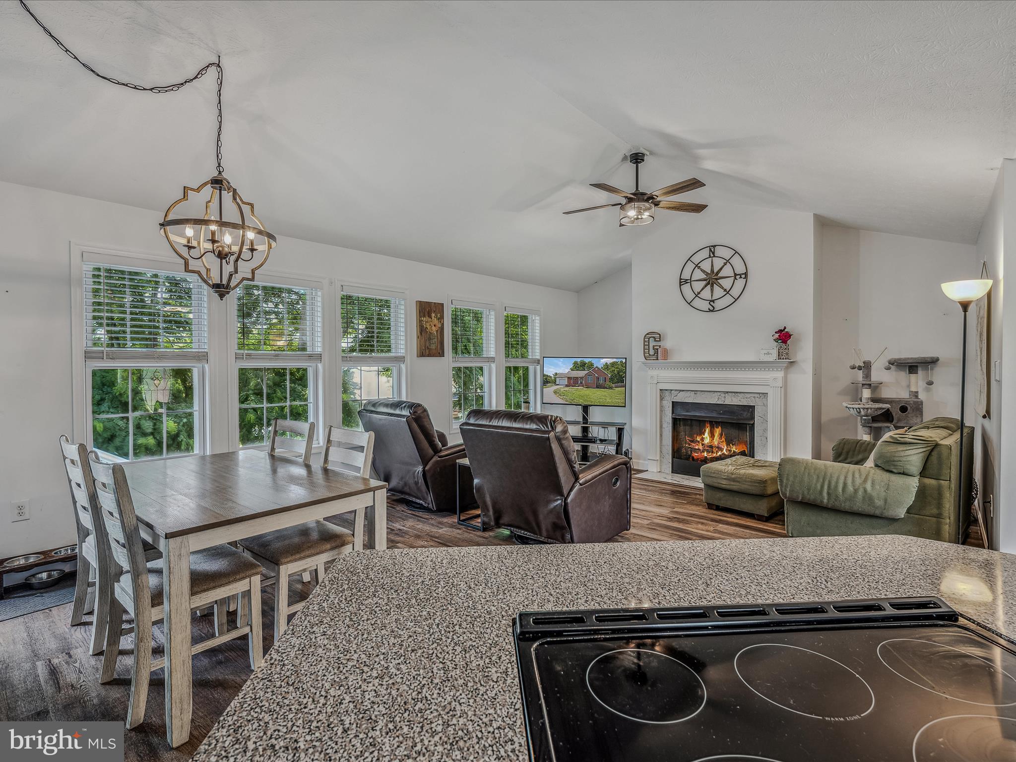 BRIAR RUN - Residential