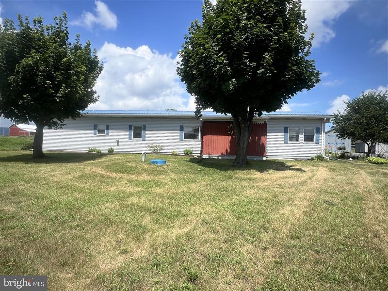 This home sits on a spacious 1-acre lot in Shippensburg, offering the perfect blend of privacy and convenience. Featuring an attached 2-car garage, this property provides plenty of space for parking, storage, or hobbies. Inside, you’ll find a comfortable layout with generous living space, while outside, the large yard offers room to garden, play, or relax. Whether you're looking to downsize, invest, or enjoy simple living, this home is a great opportunity!