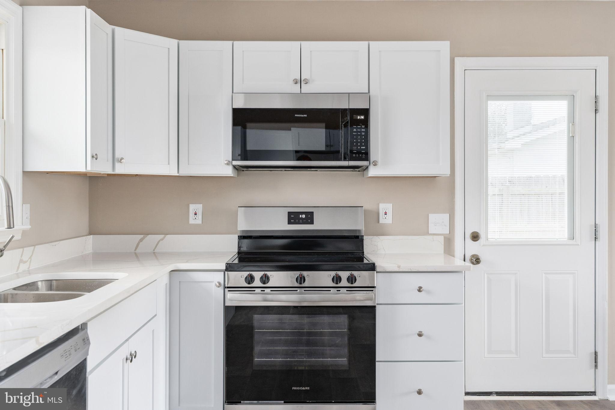 GRAFTON VILLAGE - Residential