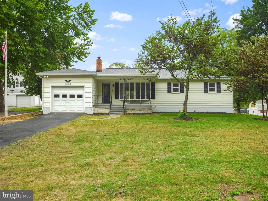 Photo of 5383 Shepherdstown Road, MARTINSBURG, WV 25404 (MLS # WVBE2044344)