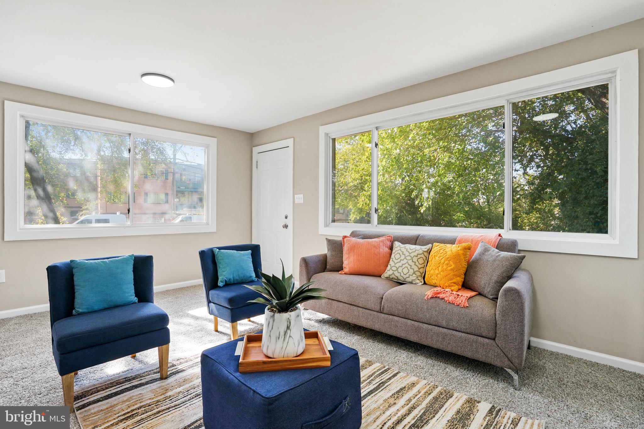 GLASSMANOR - Residential