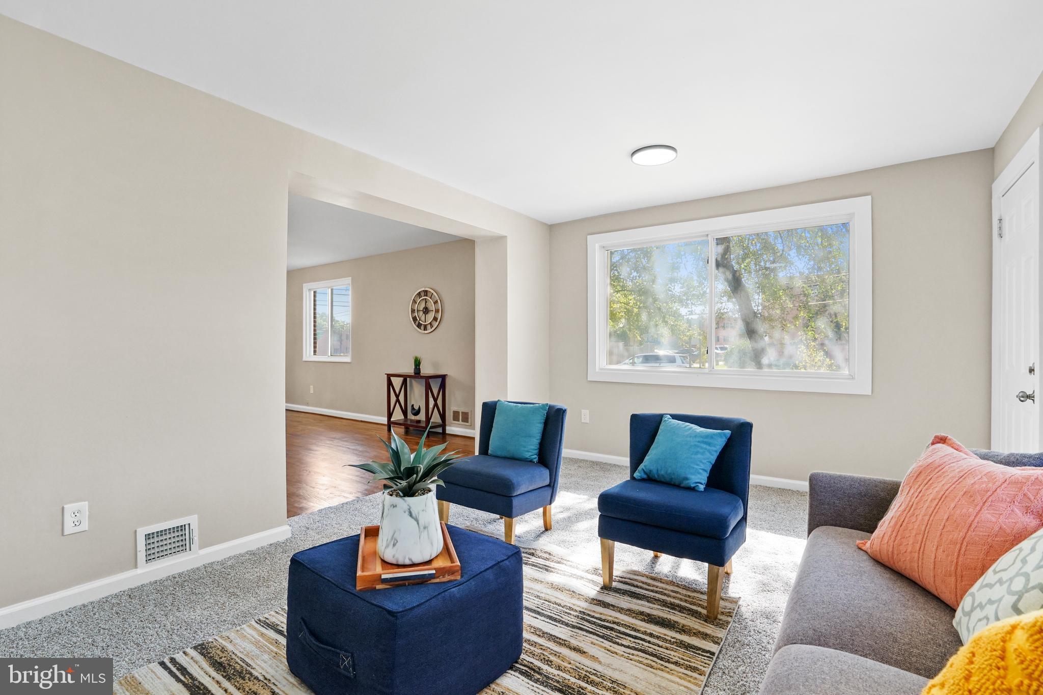 GLASSMANOR - Residential