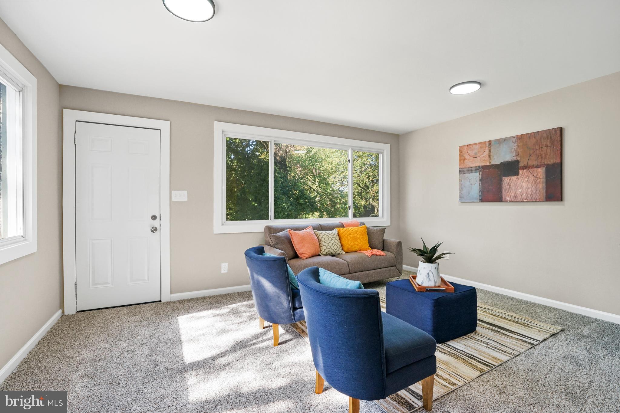 GLASSMANOR - Residential