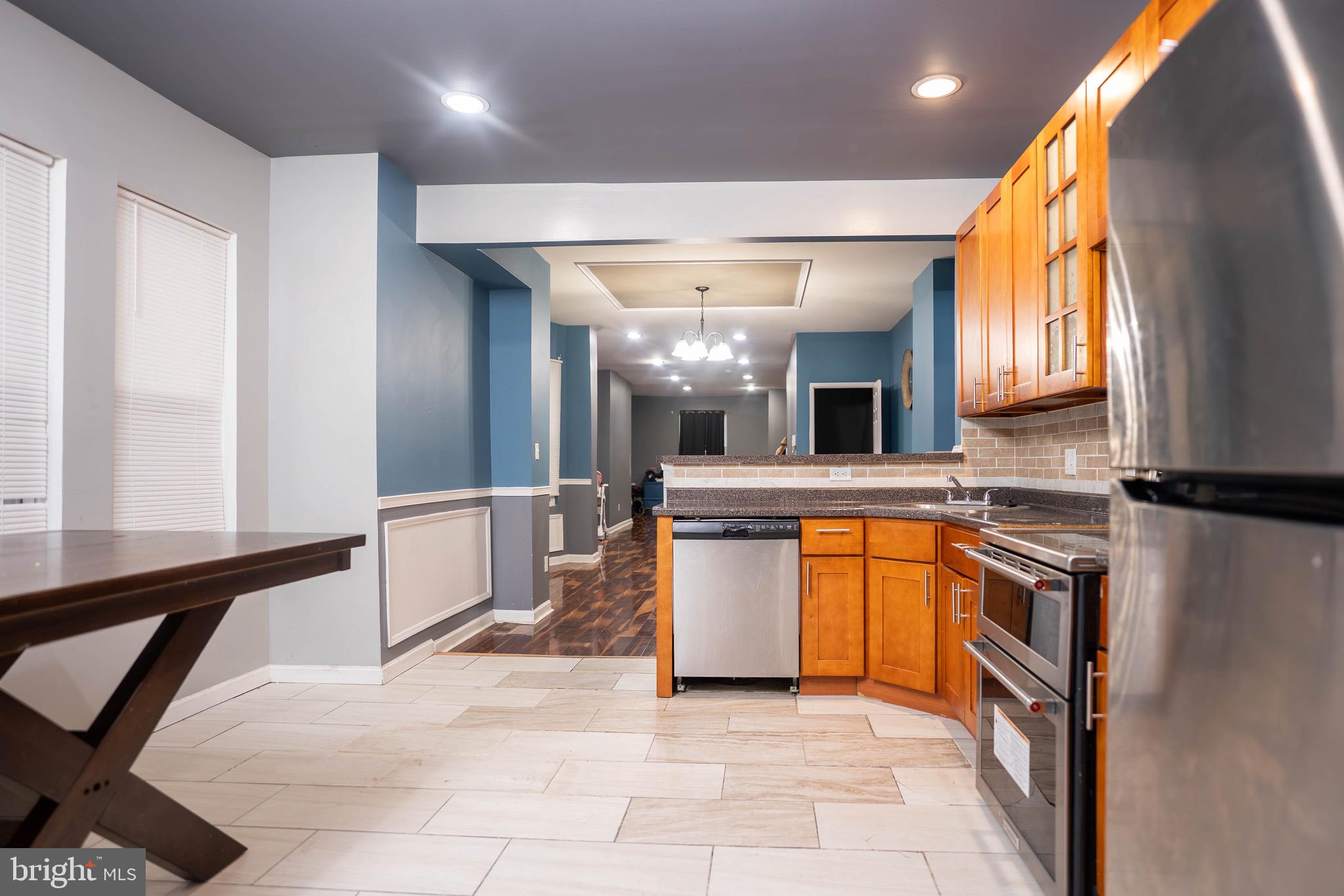 WEST PHILADELPHIA - Residential