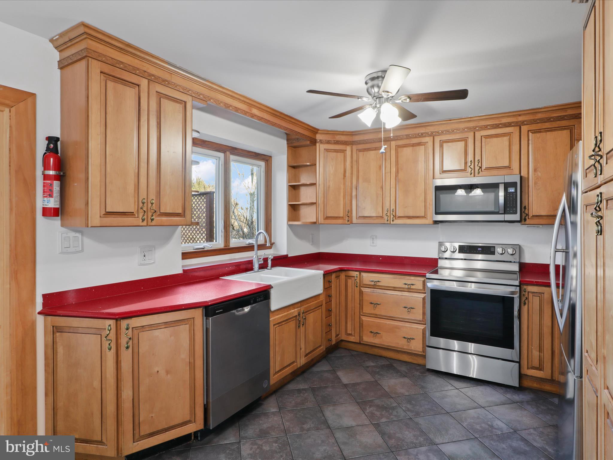 PARADISE / LANDS BAY - Residential