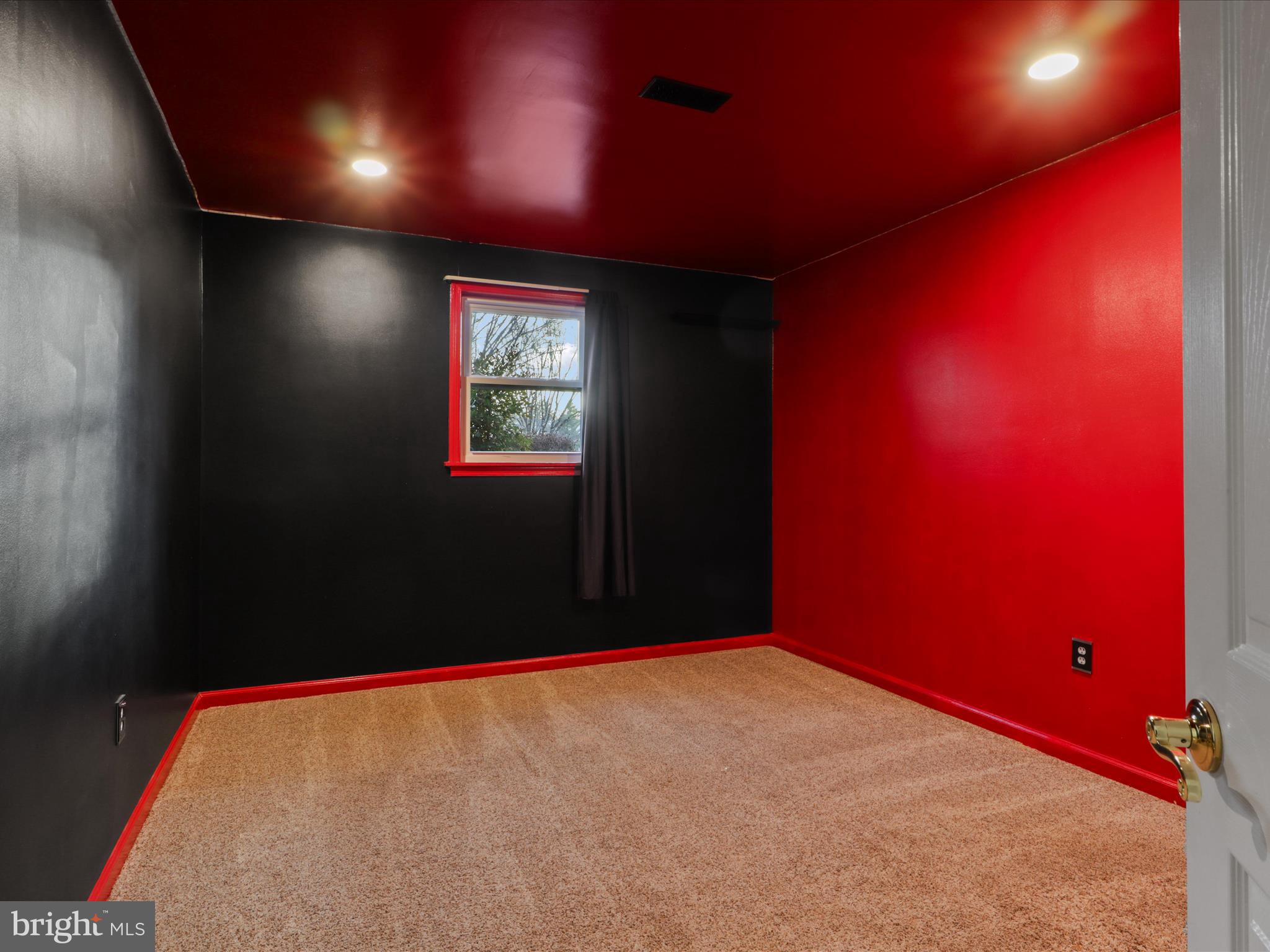 PARADISE / LANDS BAY - Residential