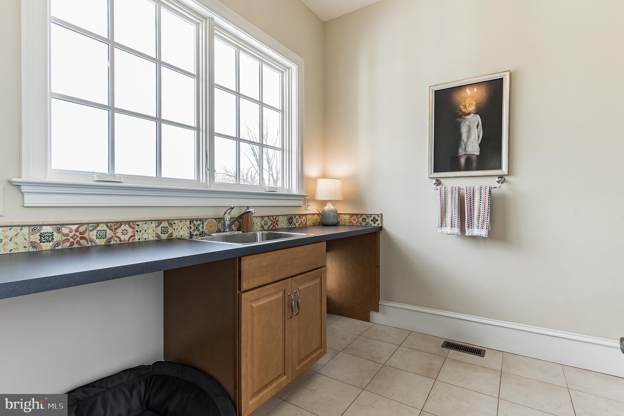 SPRING MEADOW FARM - Residential