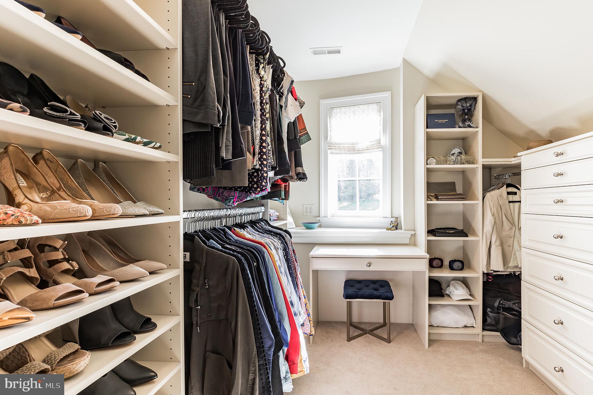 SPRING MEADOW FARM - Residential