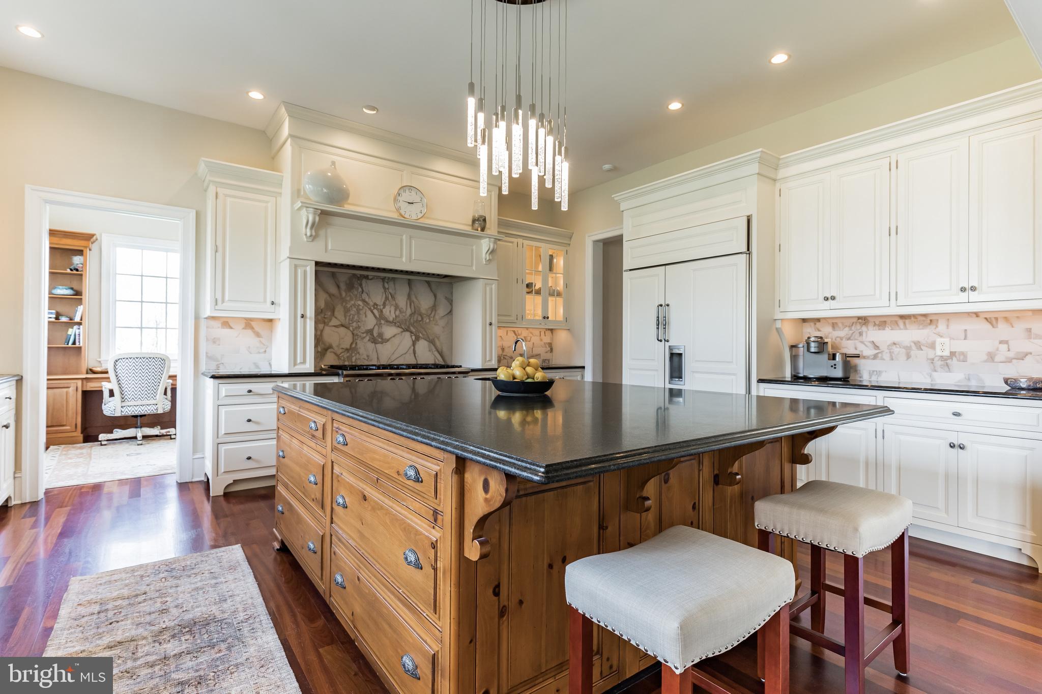 SPRING MEADOW FARM - Residential