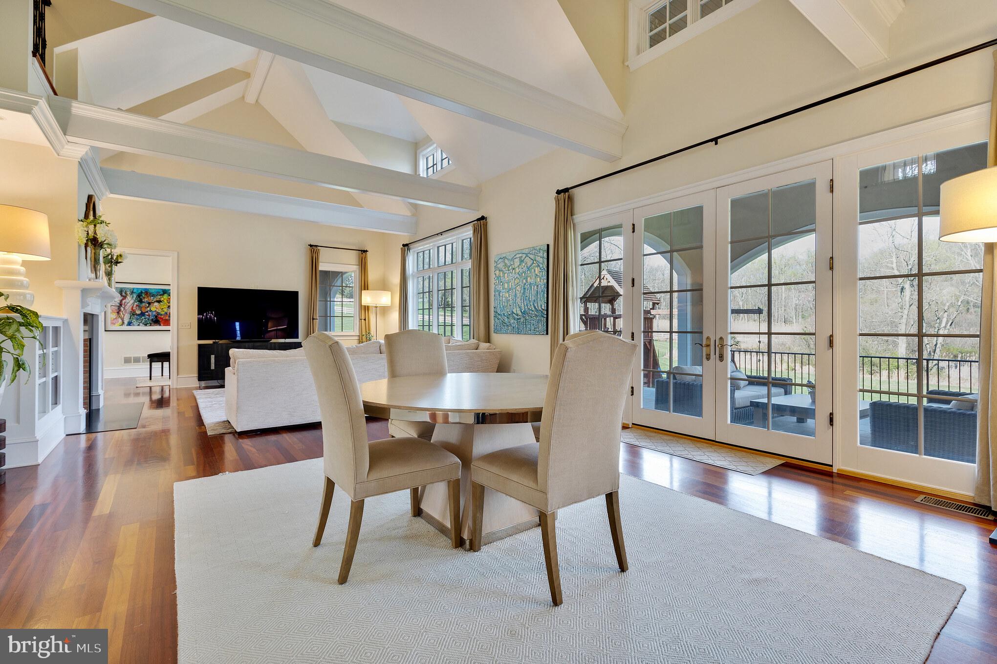 SPRING MEADOW FARM - Residential