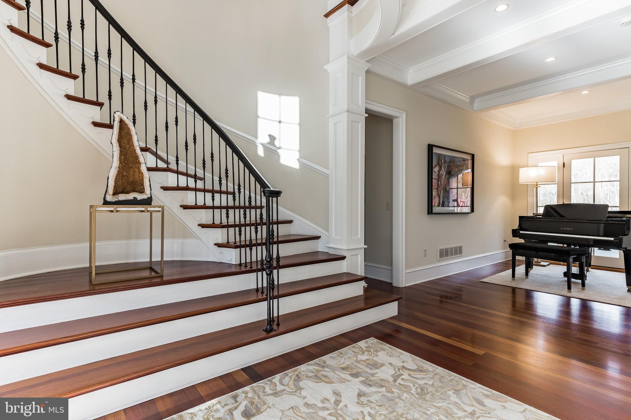 SPRING MEADOW FARM - Residential