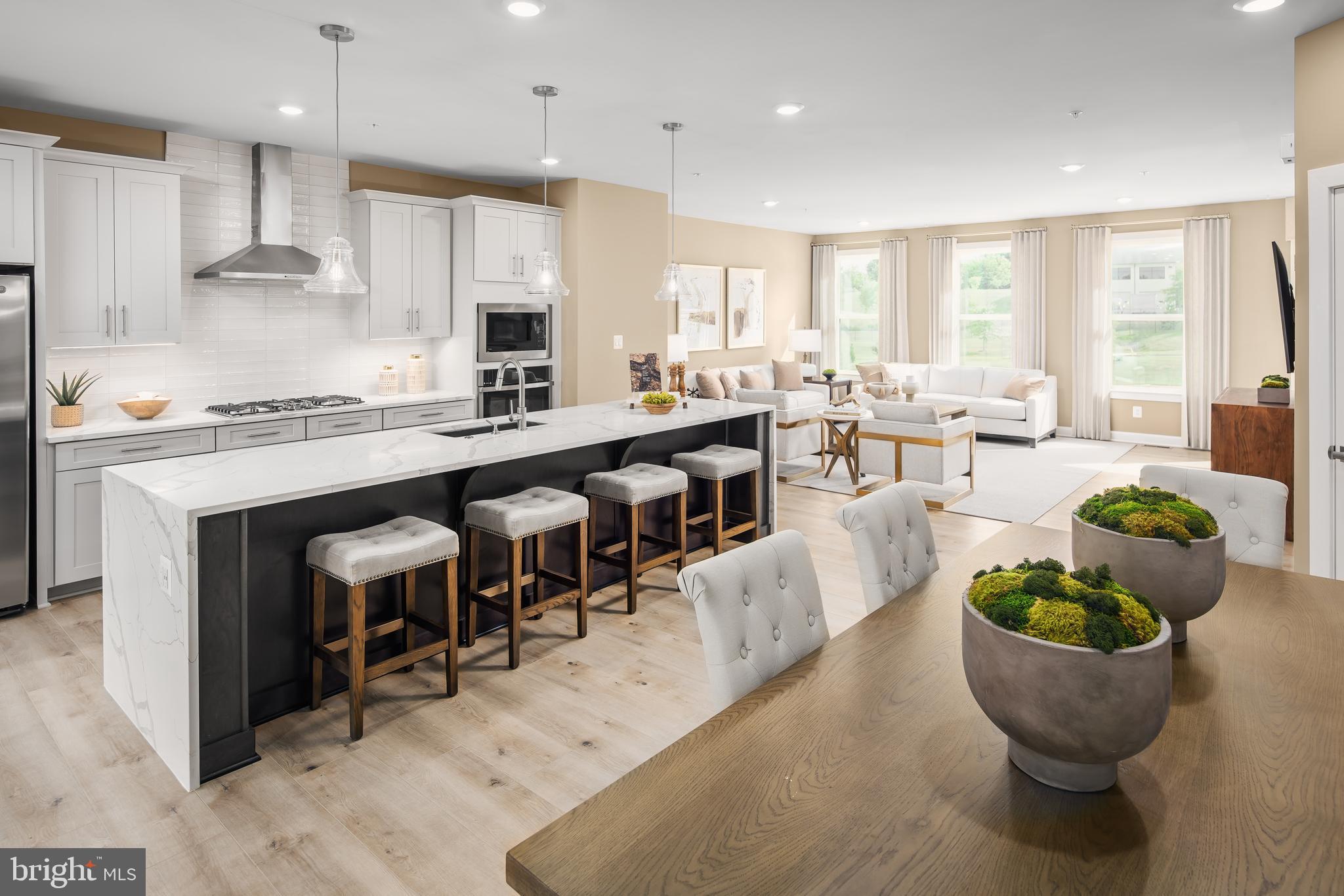 LONGVIEW RIDGE - Residential