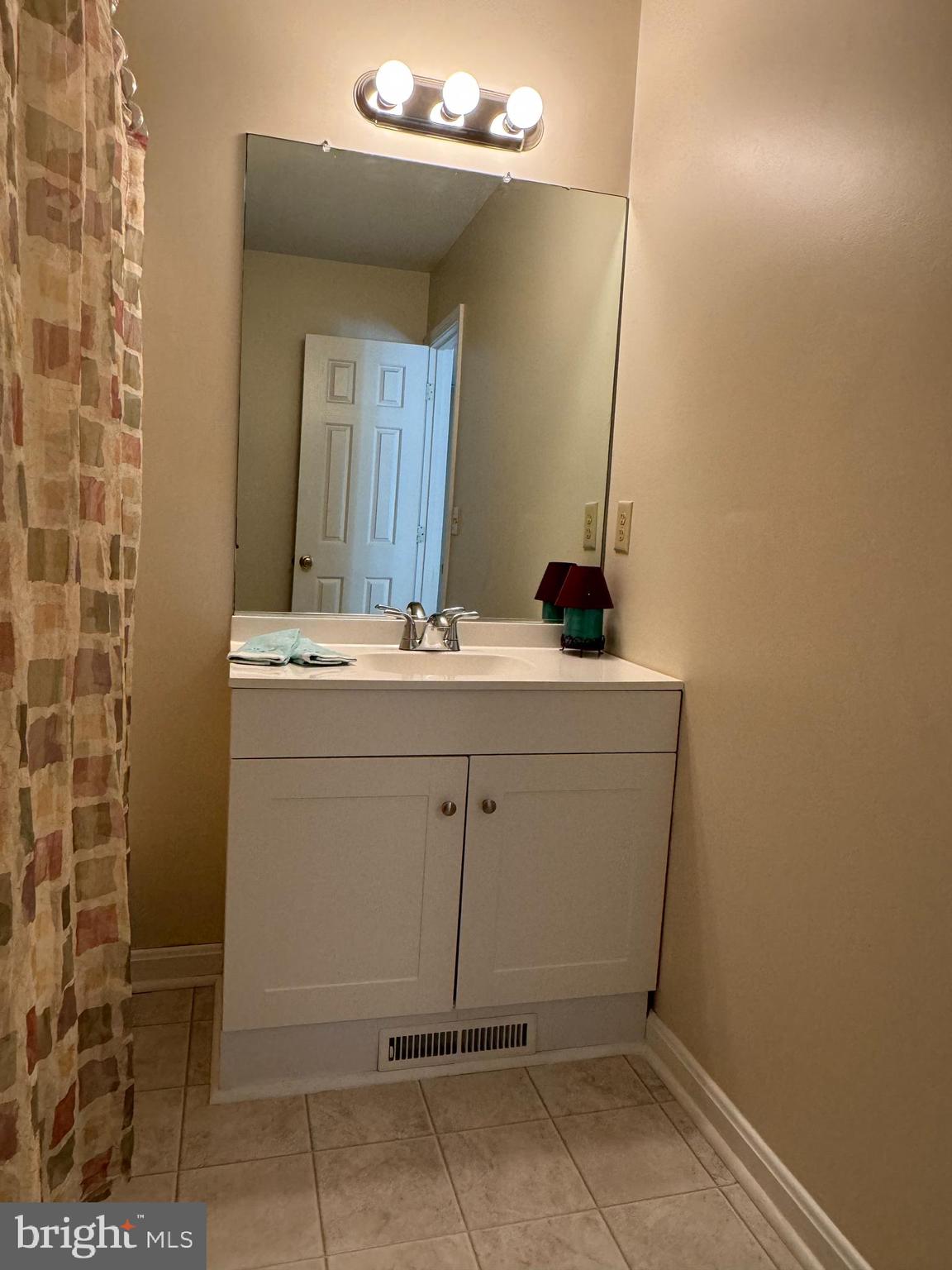 SHADE TREE - Residential