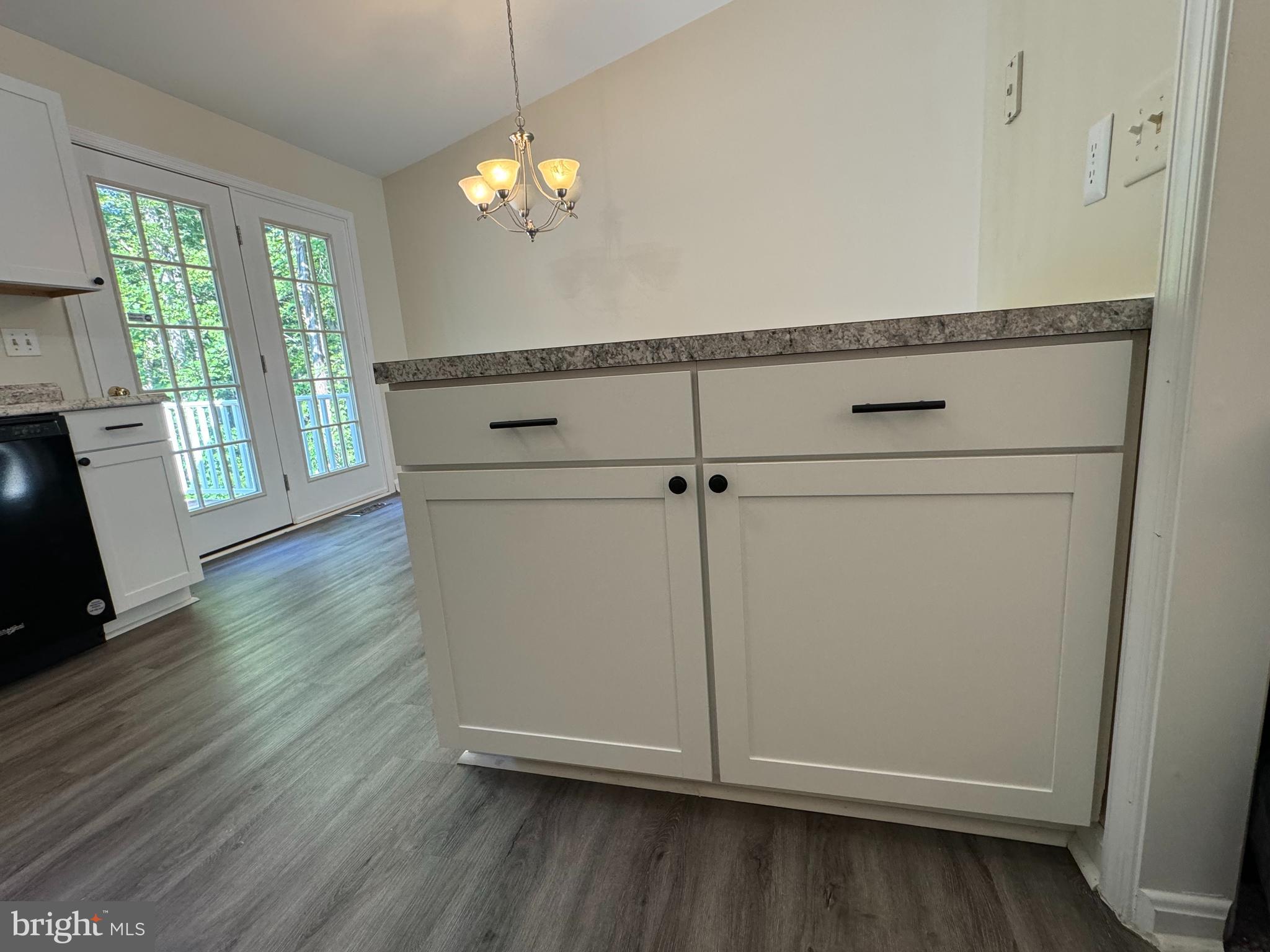 SHADE TREE - Residential