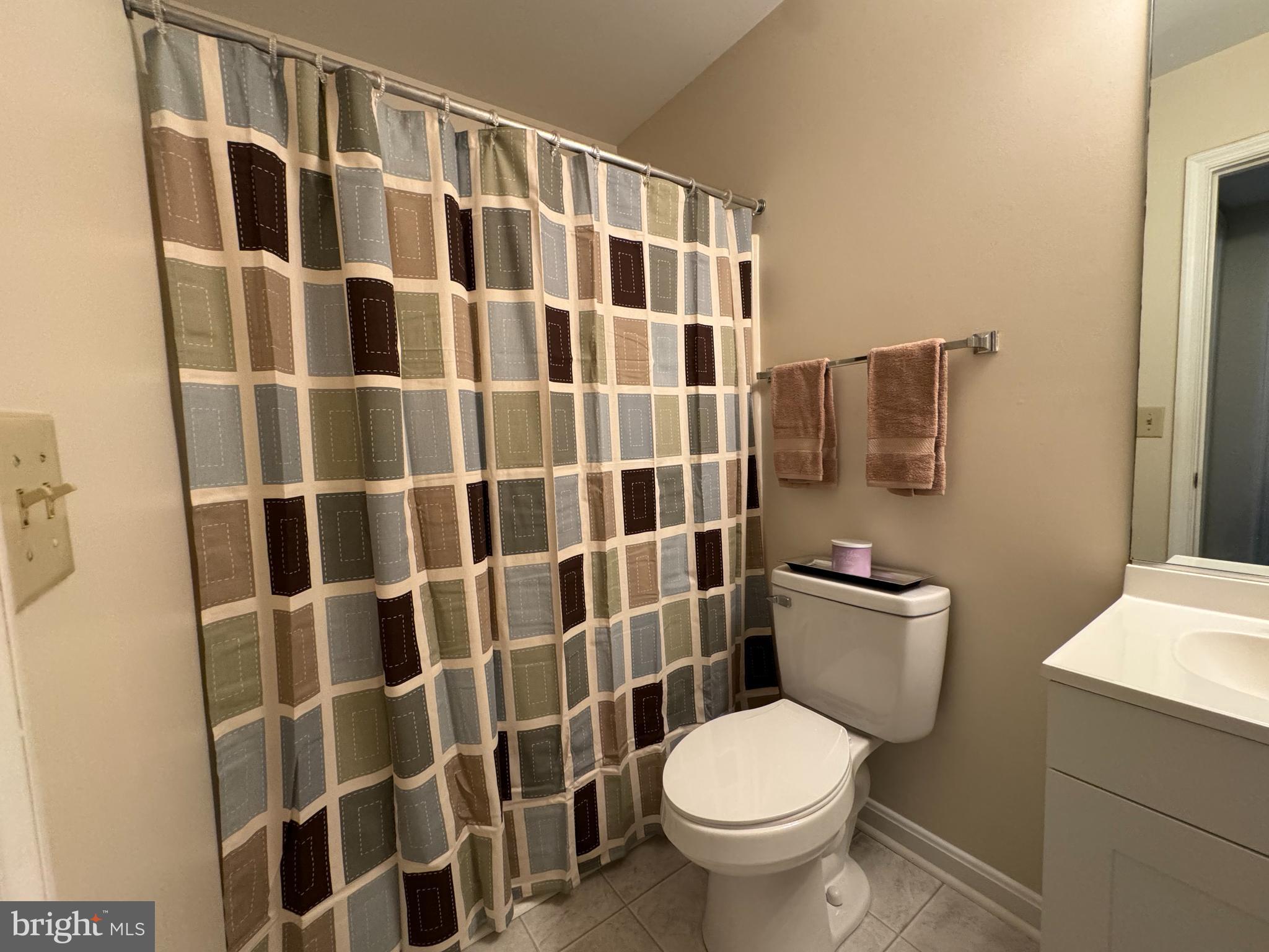 SHADE TREE - Residential