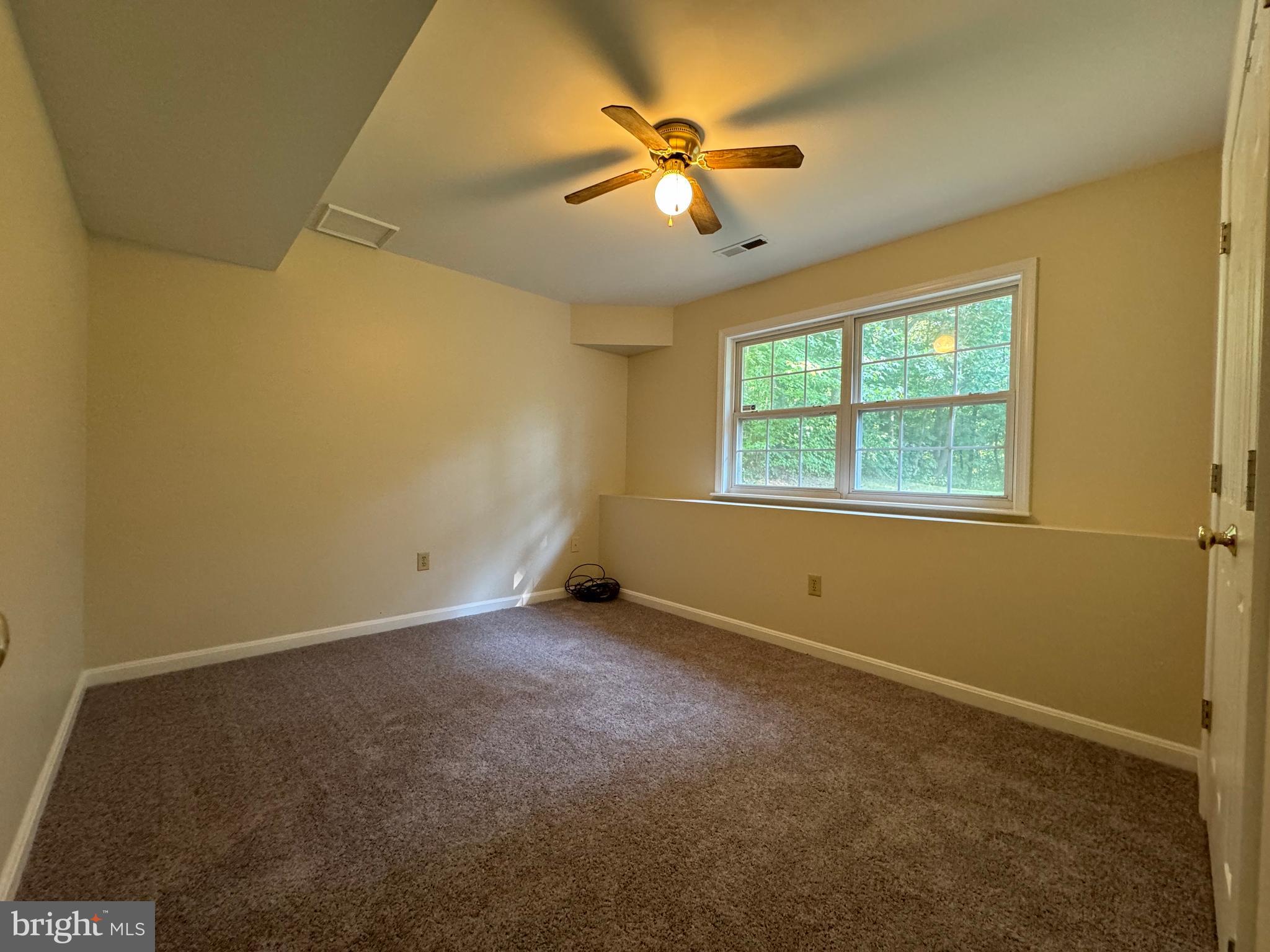 SHADE TREE - Residential