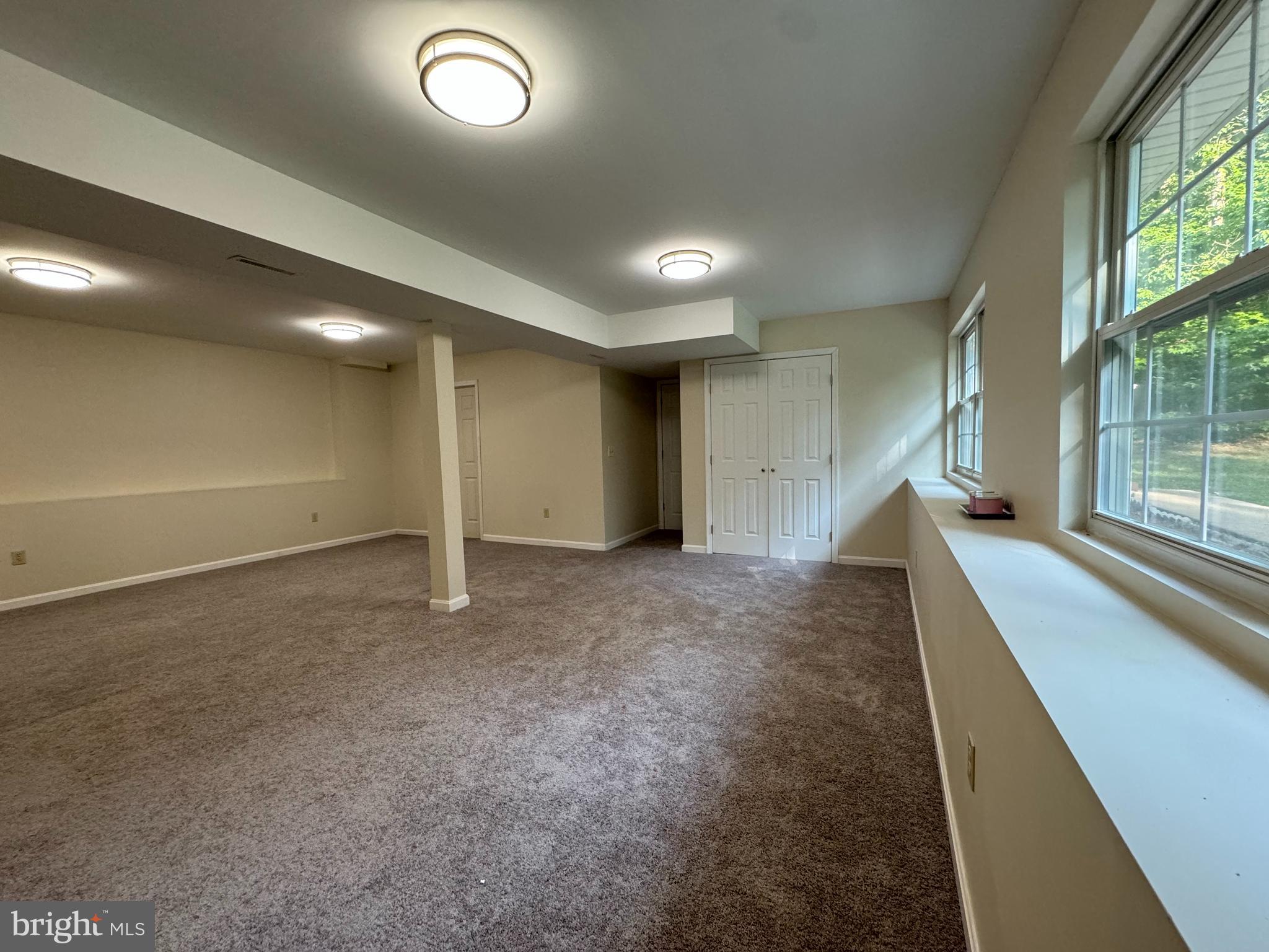 SHADE TREE - Residential