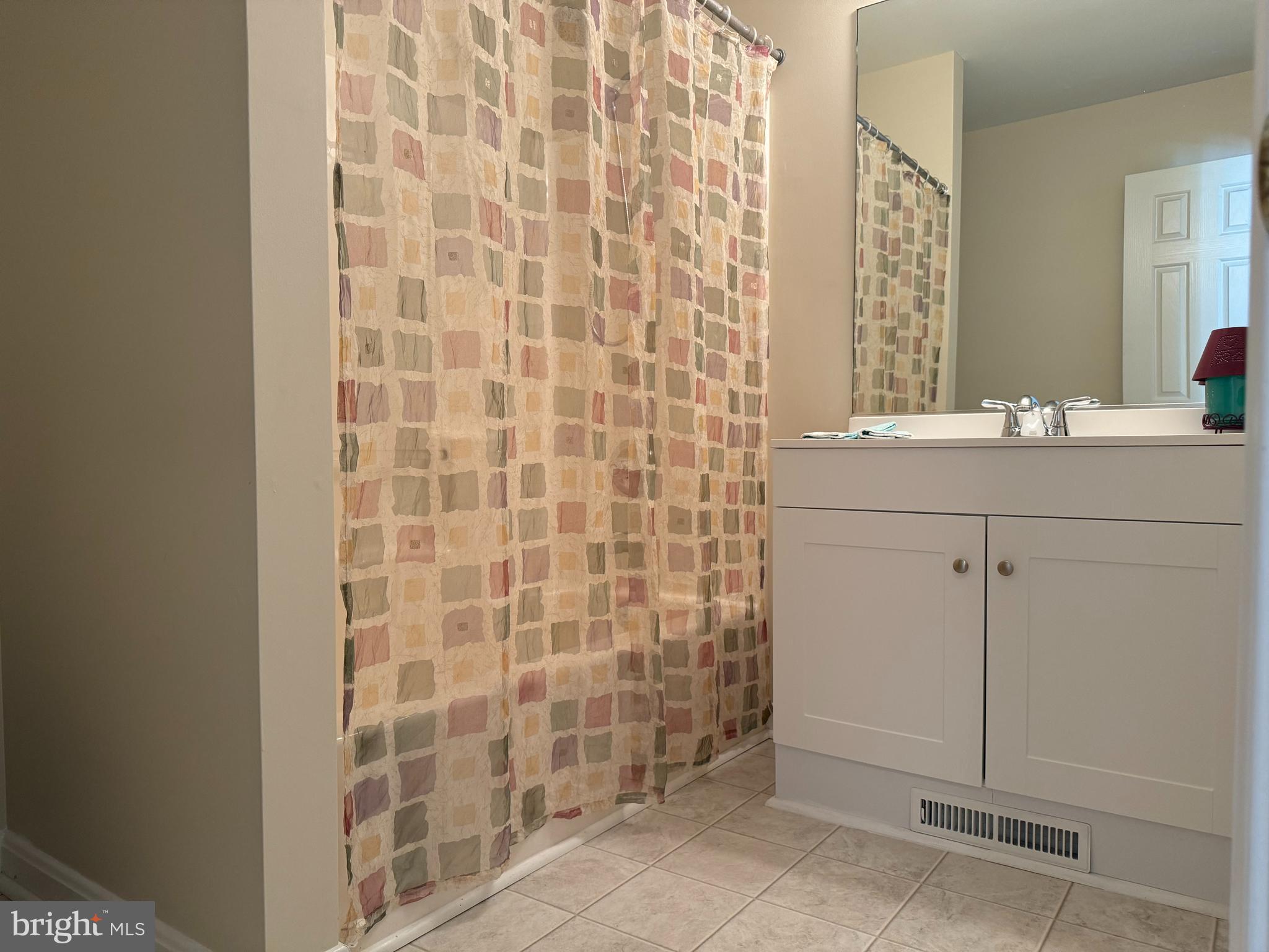 SHADE TREE - Residential