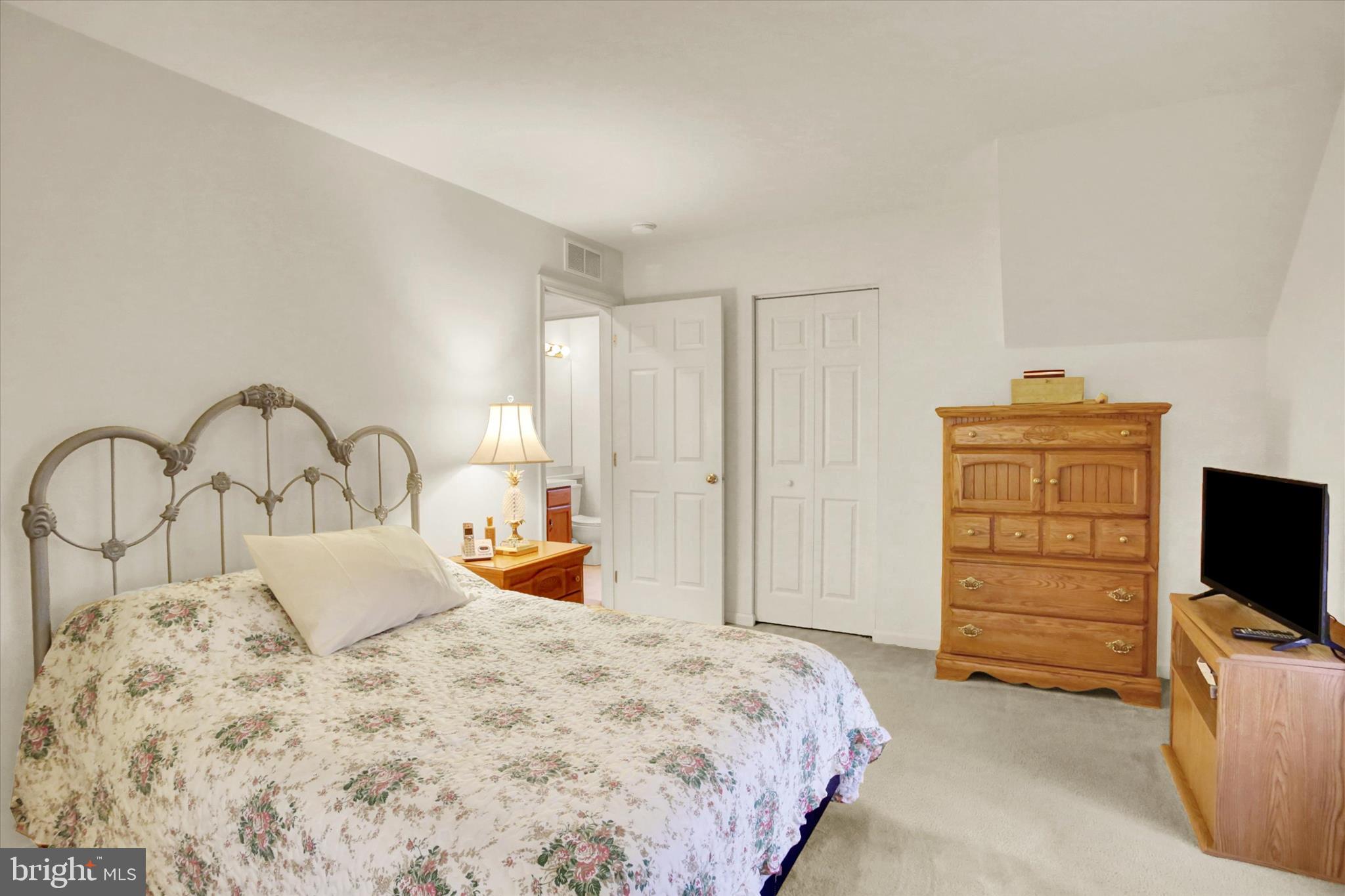 WOODLAND VIEW AT WAVERLY - Residential