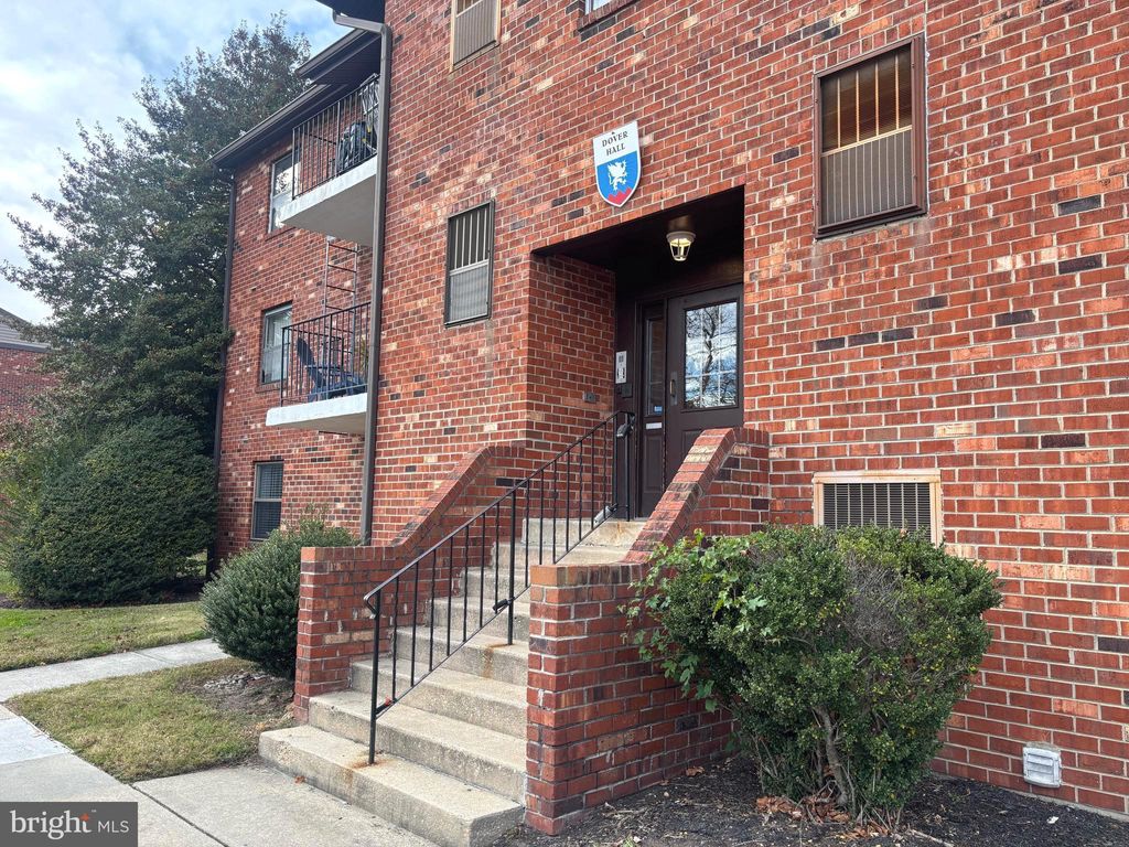 Photo of 9 Dover Hall, DOVER, DE 19904 (MLS # DEKT2042338)