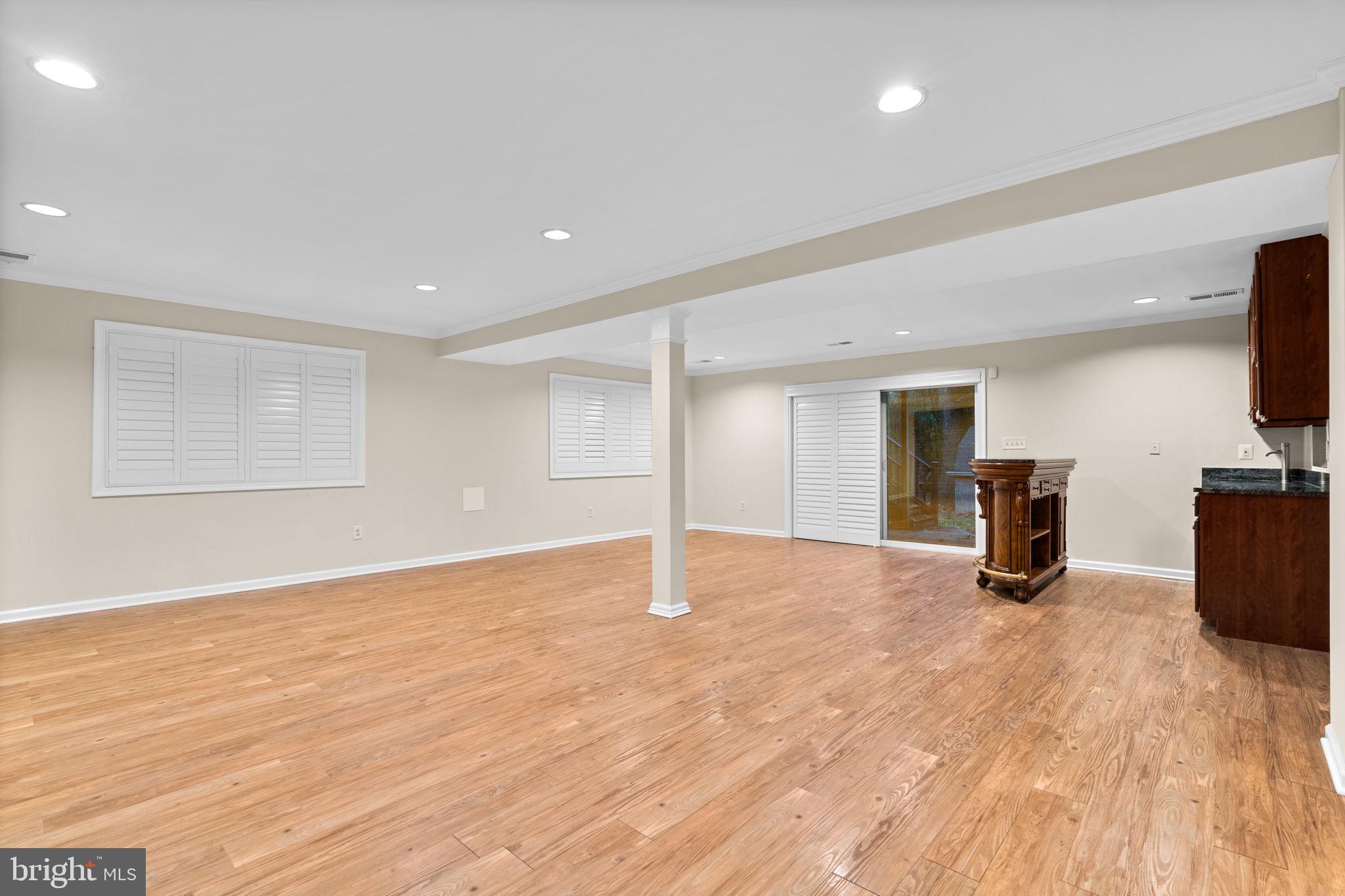 BURNING TREE ESTATES - Residential Lease