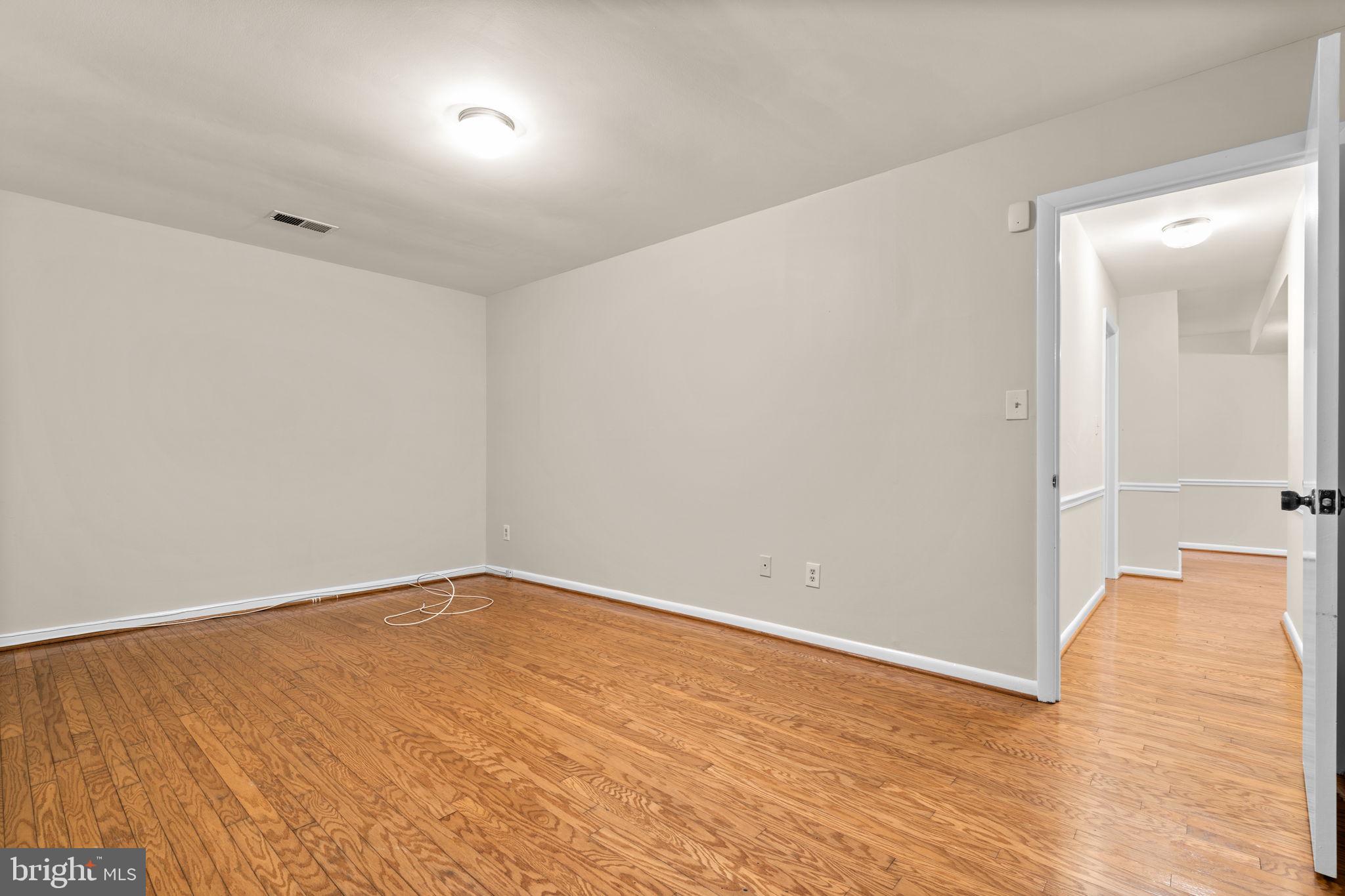 BURNING TREE ESTATES - Residential Lease