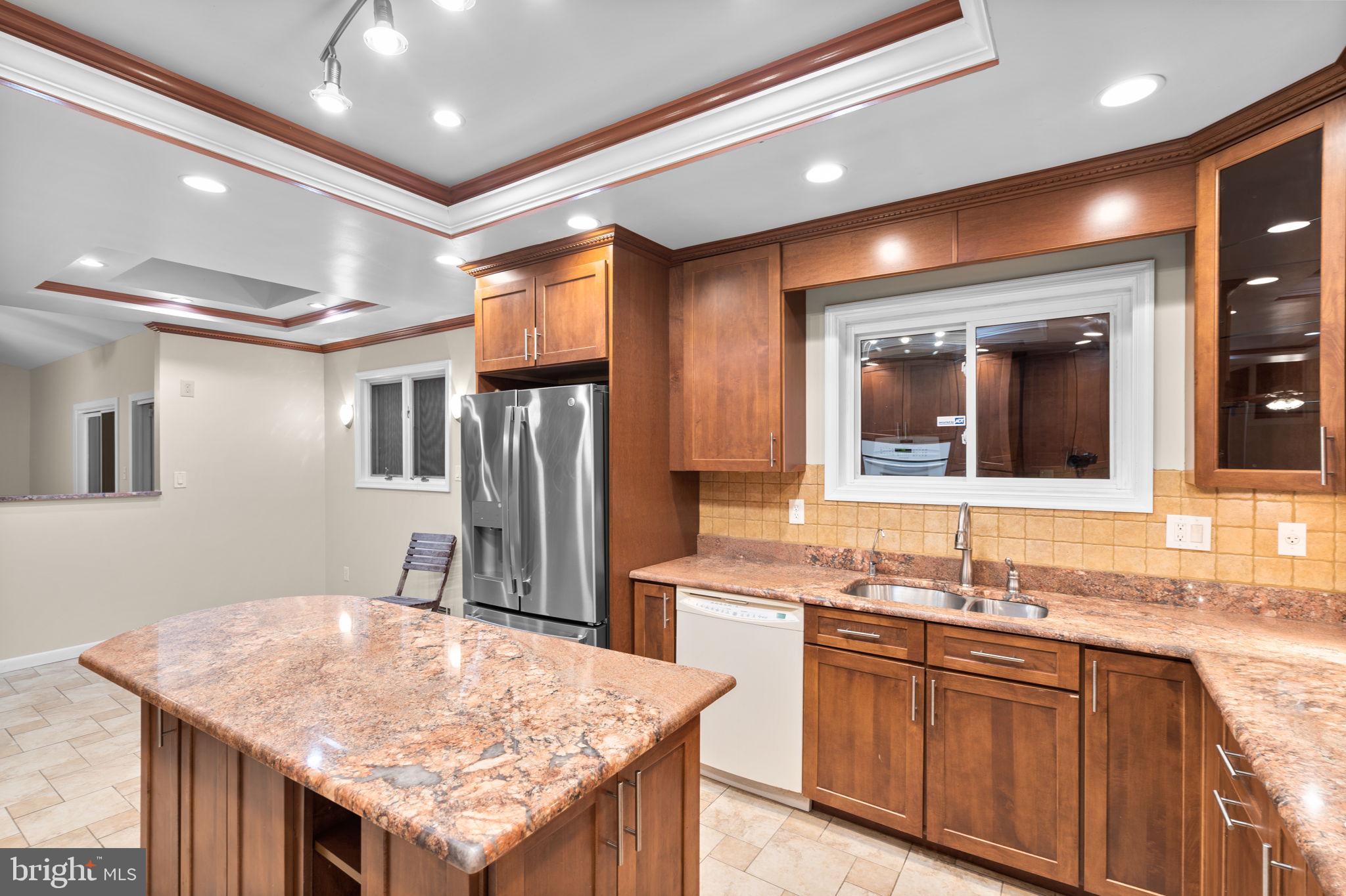 BURNING TREE ESTATES - Residential Lease