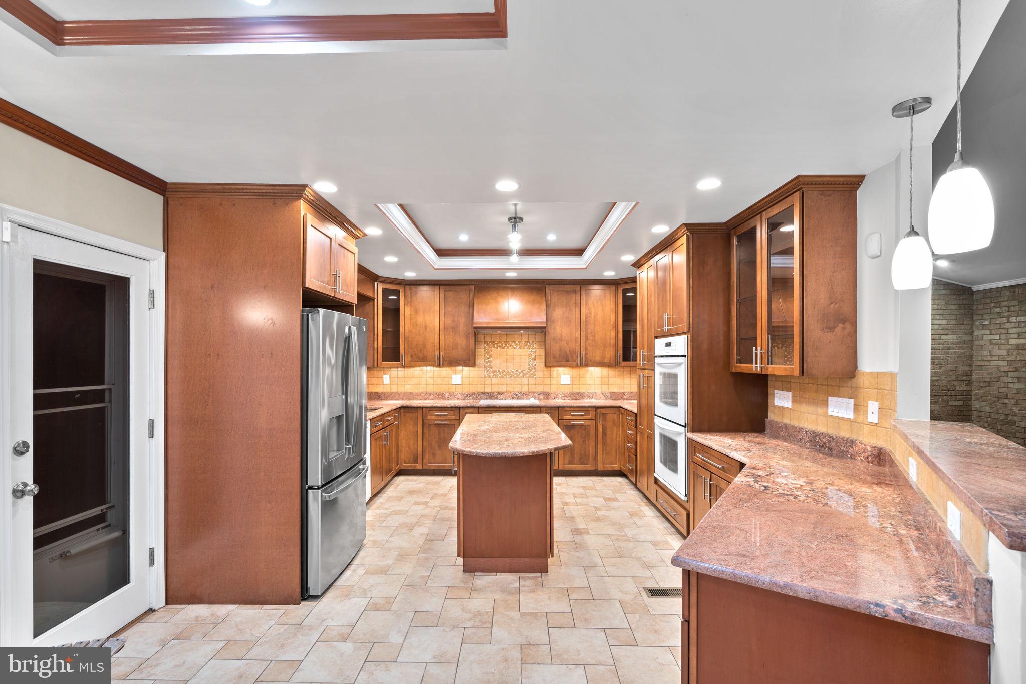 BURNING TREE ESTATES - Residential Lease