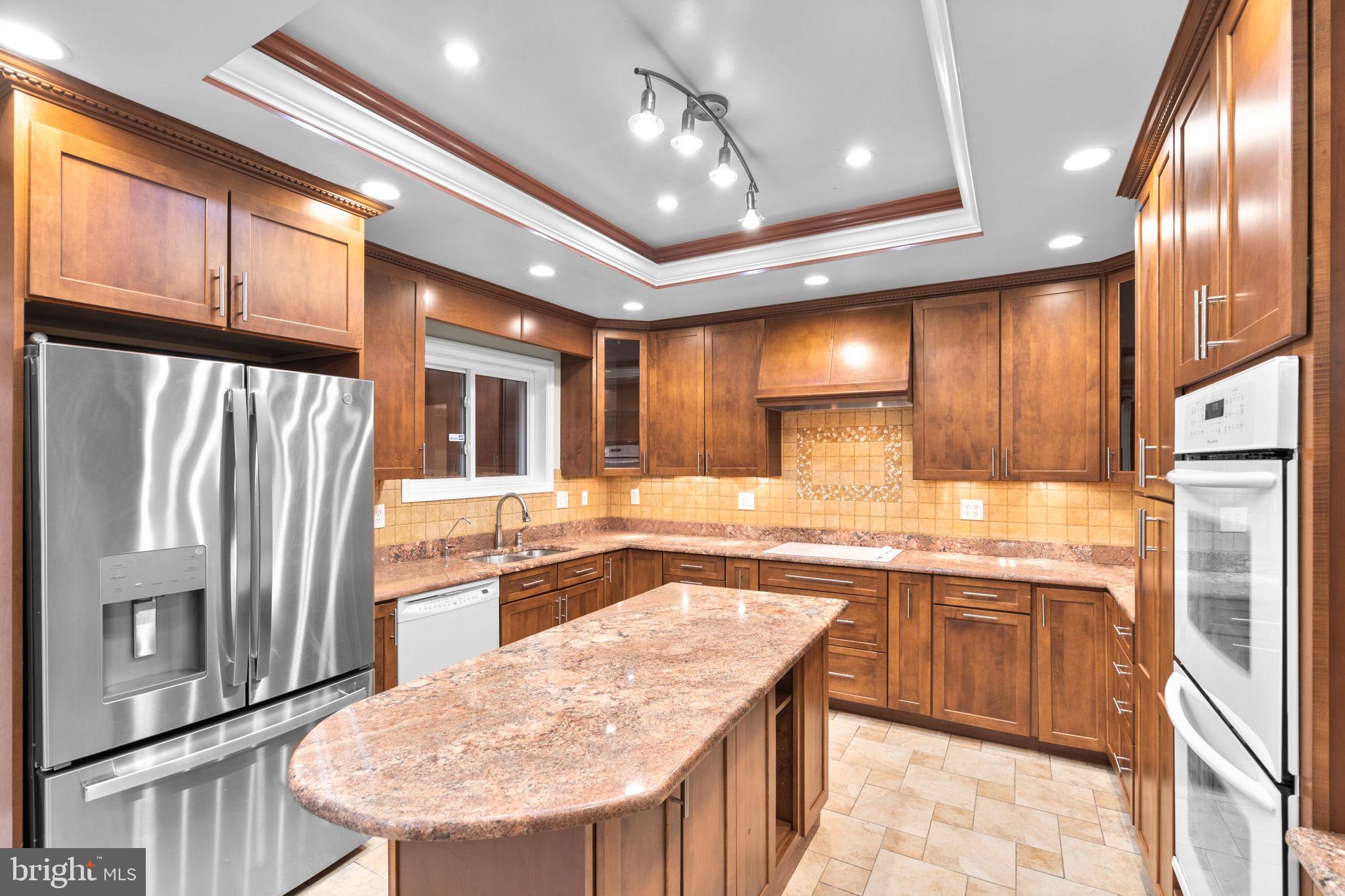 BURNING TREE ESTATES - Residential Lease