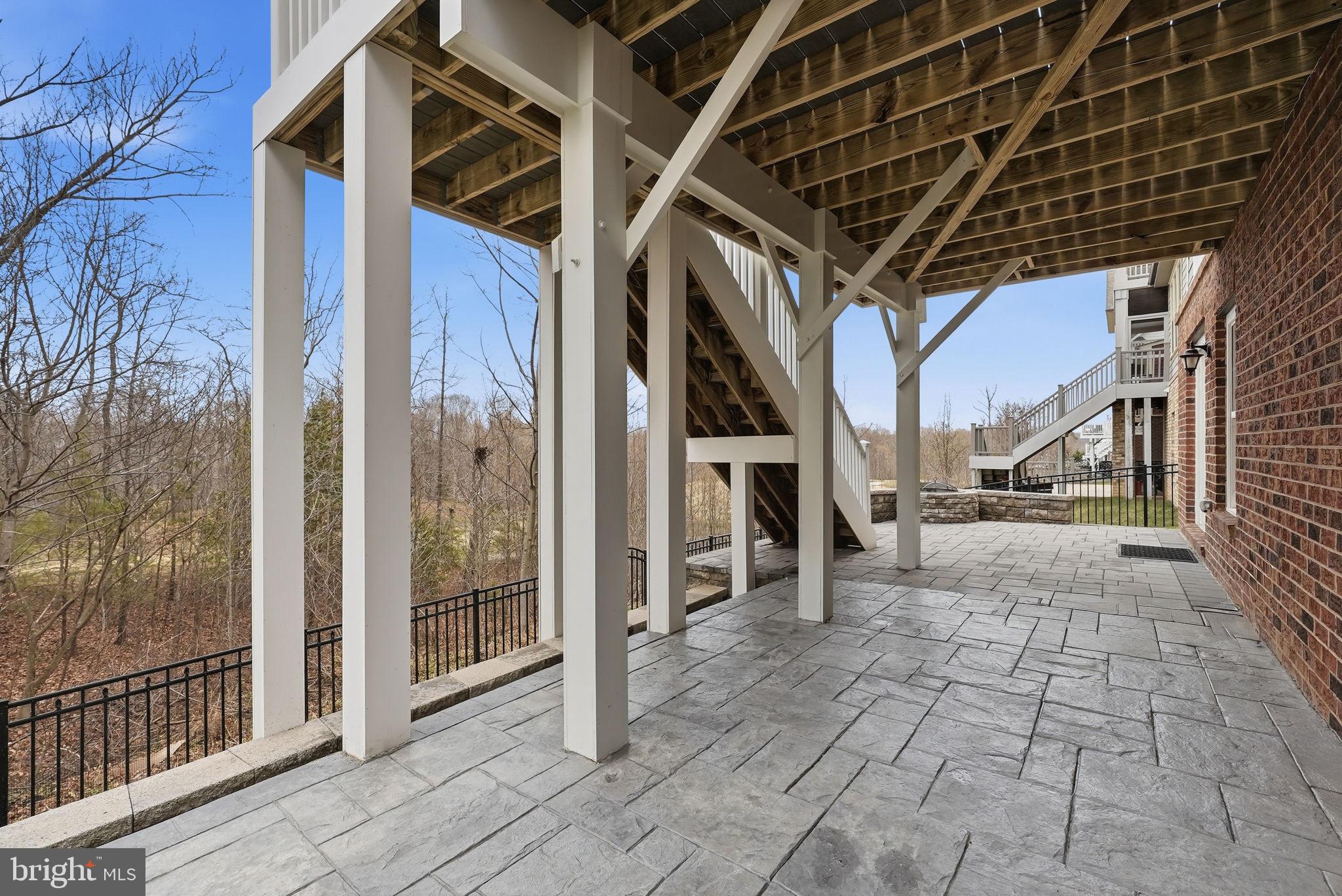 POTOMAC SHORES - Residential