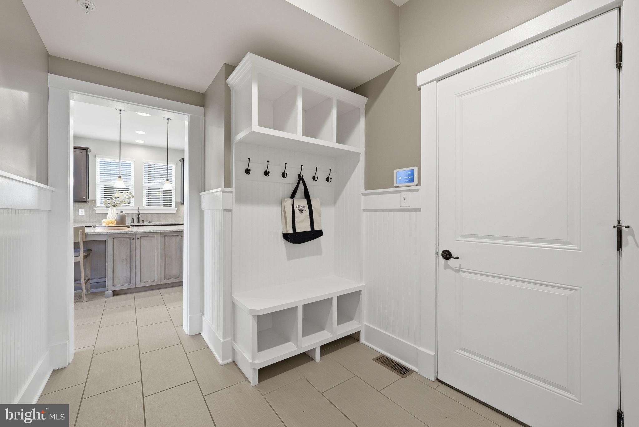 POTOMAC SHORES - Residential