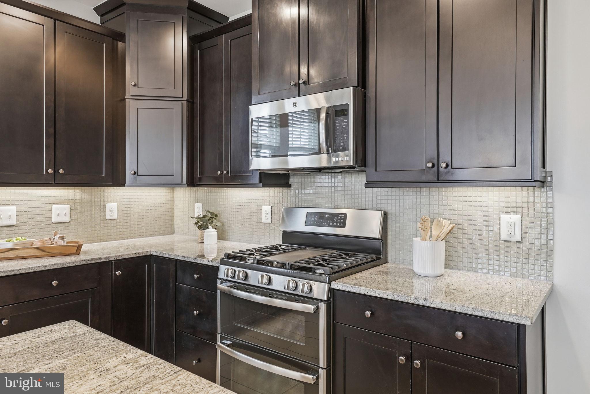 POTOMAC SHORES - Residential