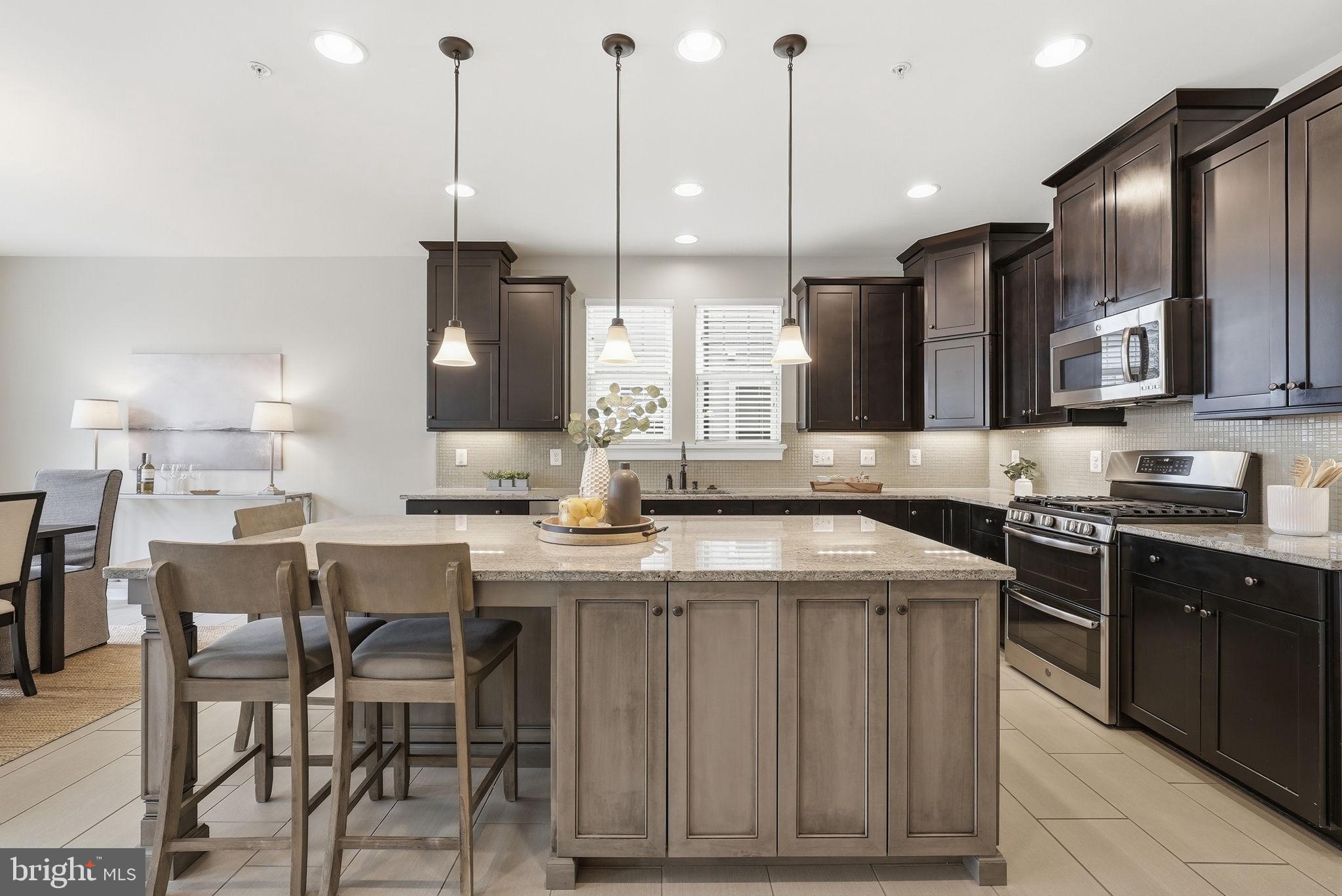 POTOMAC SHORES - Residential