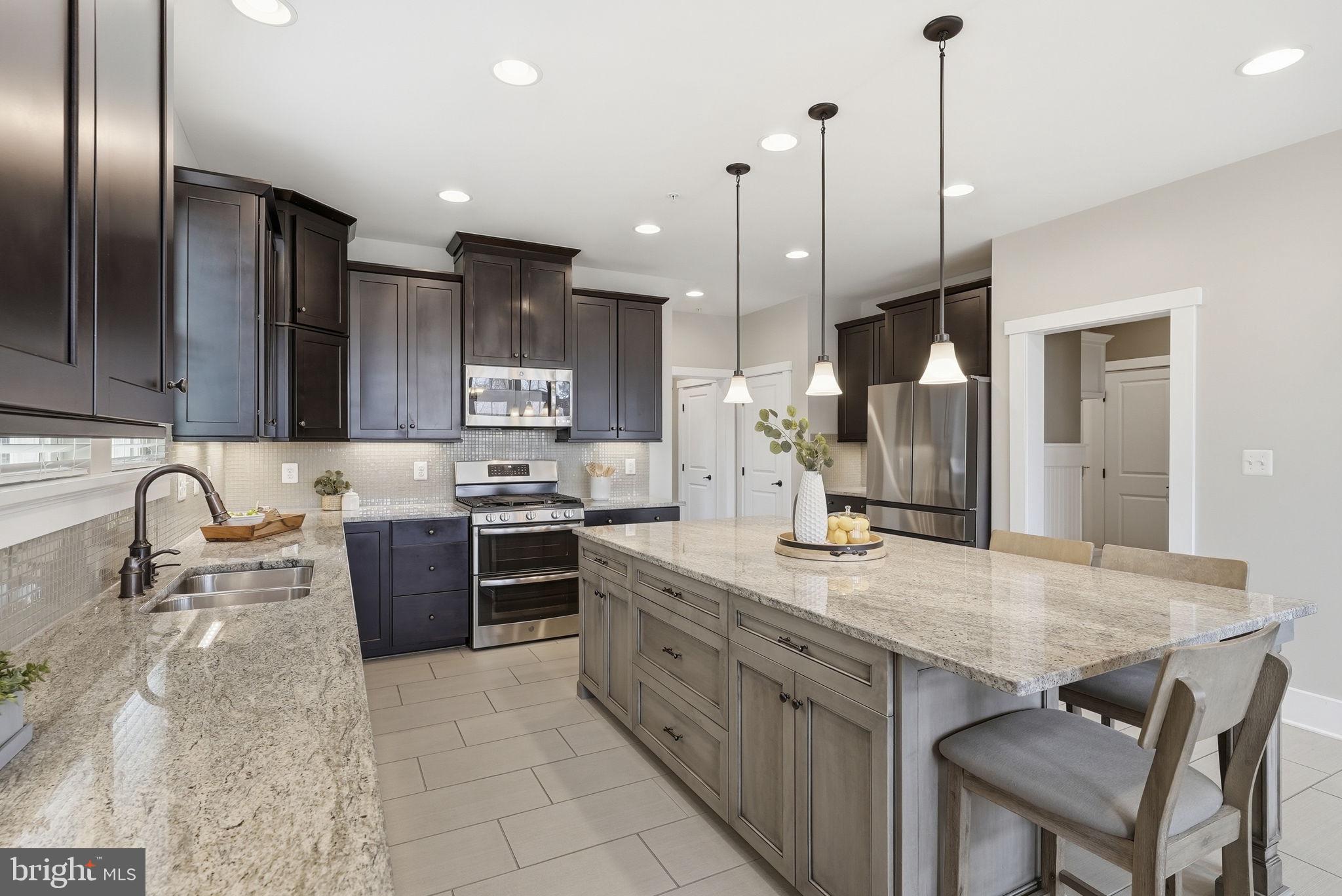 POTOMAC SHORES - Residential