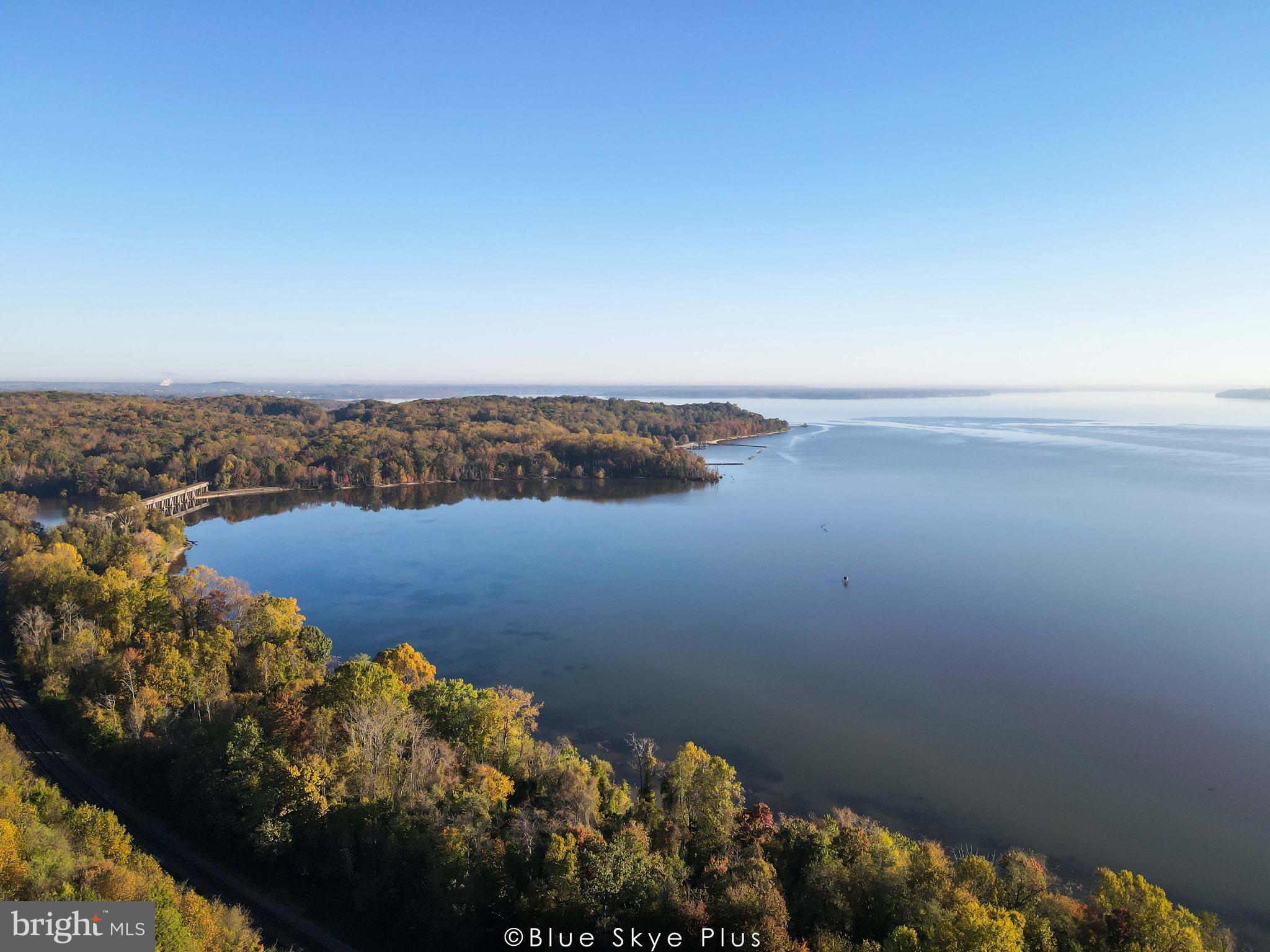 POTOMAC SHORES - Residential