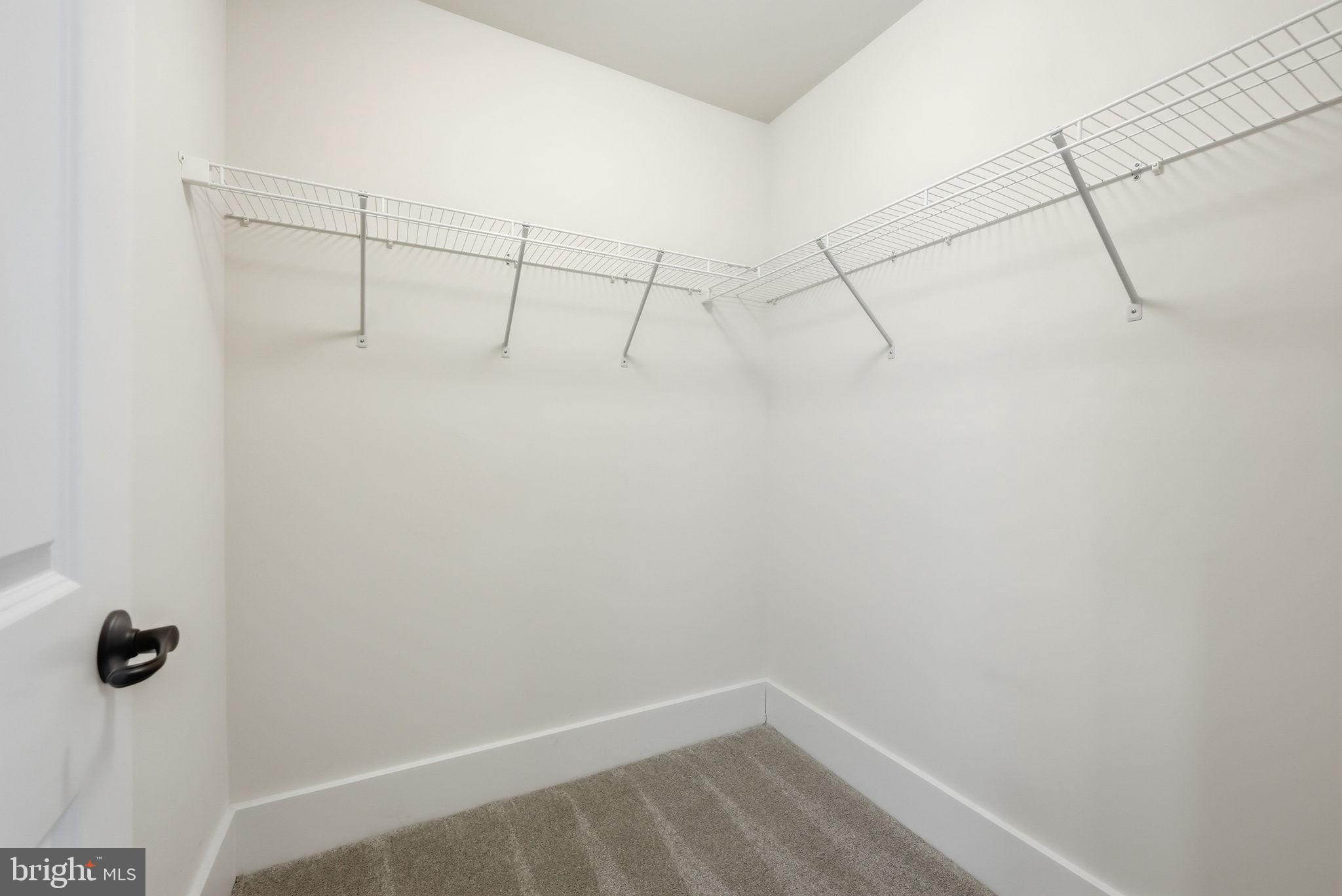 POTOMAC SHORES - Residential