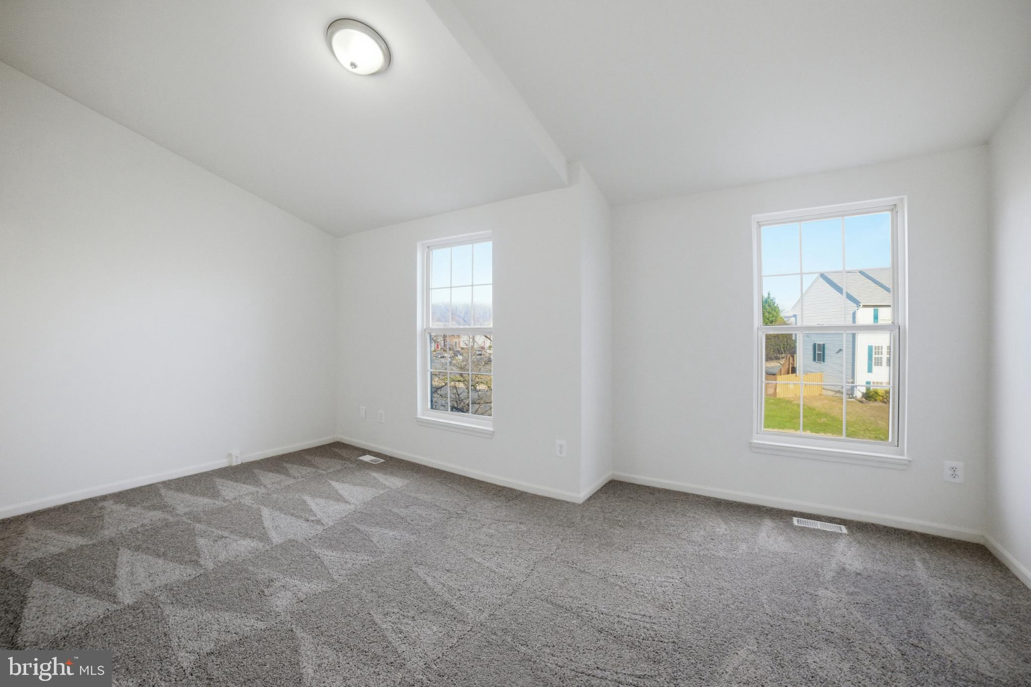 PRINCETON WOODS - Residential