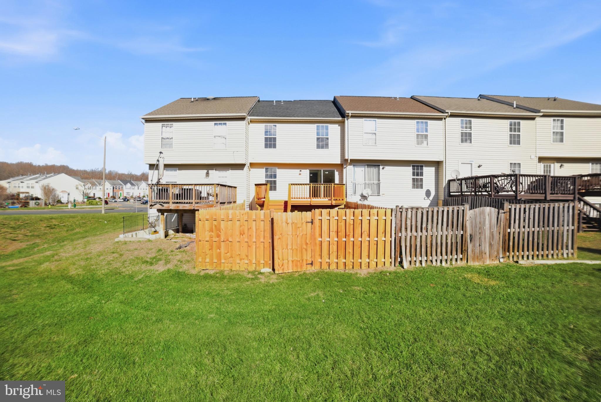 PRINCETON WOODS - Residential