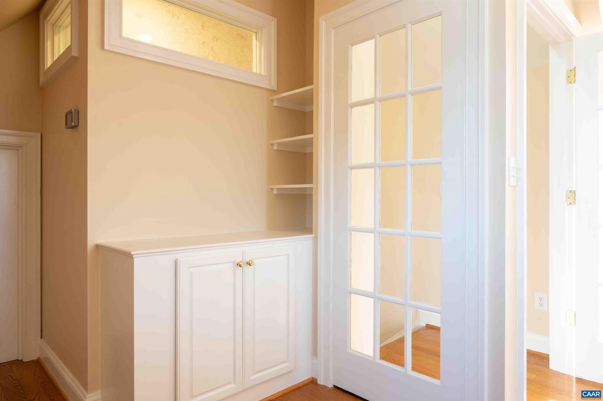 THE ROCKS - Residential