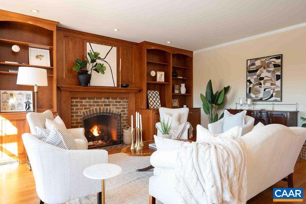 THE ROCKS - Residential