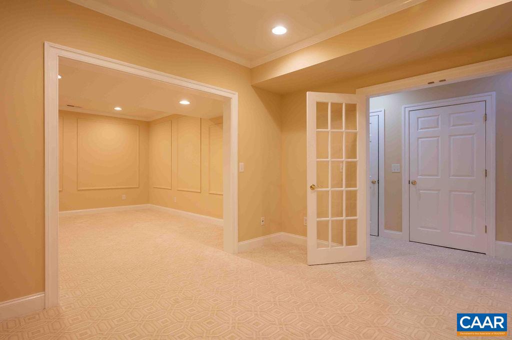 THE ROCKS - Residential