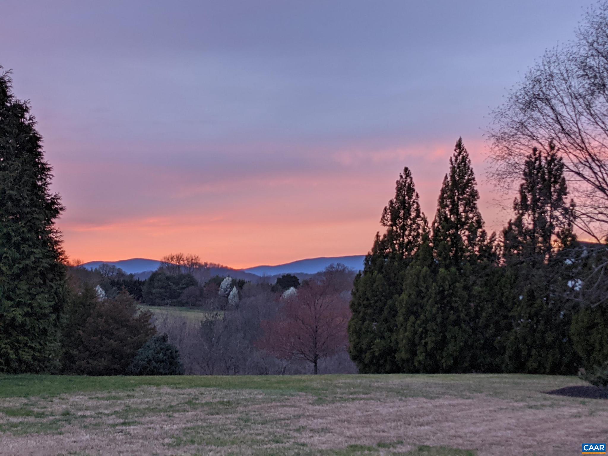THE ROCKS - Residential