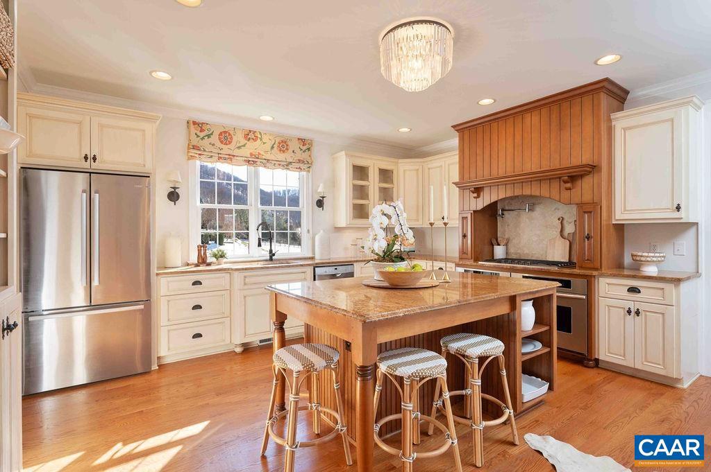 THE ROCKS - Residential