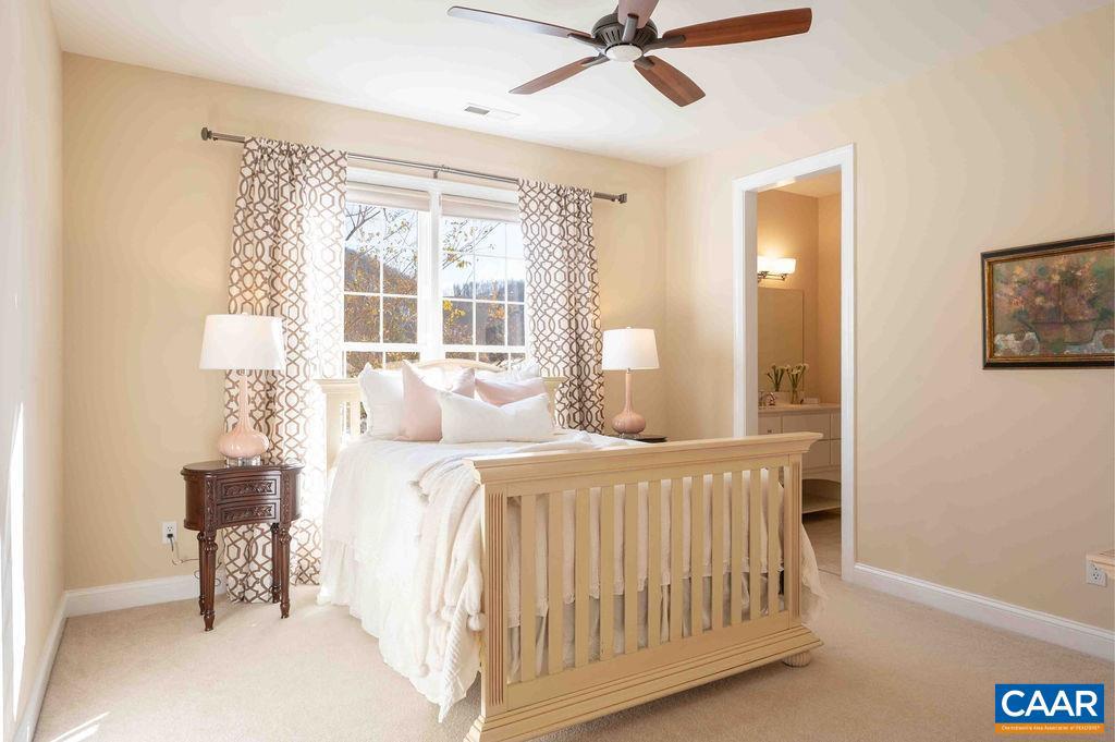 THE ROCKS - Residential