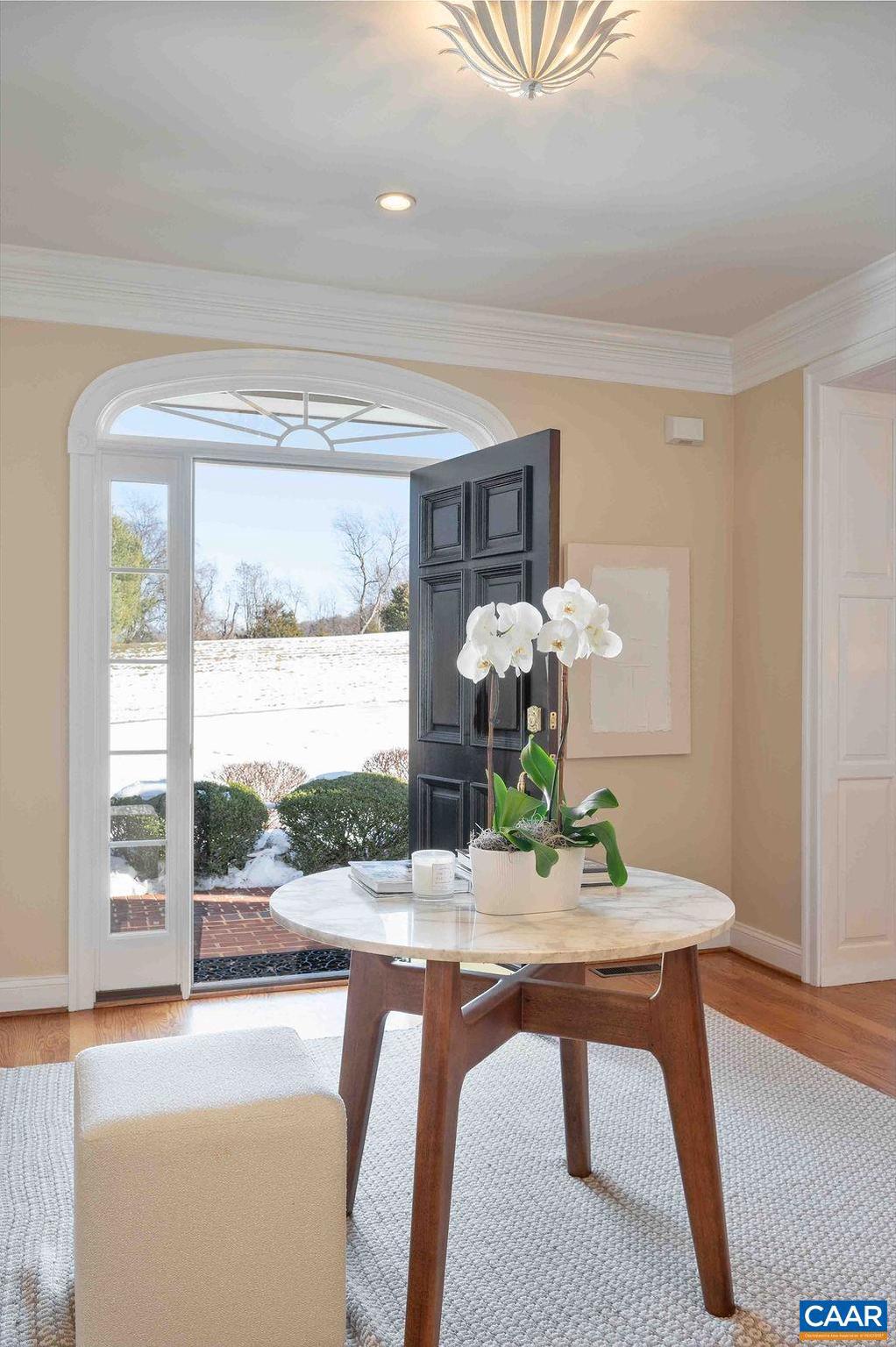 THE ROCKS - Residential